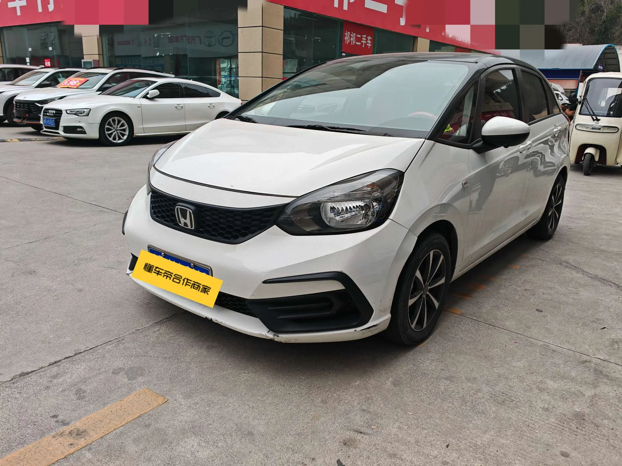 Honda Fit  из Китая
