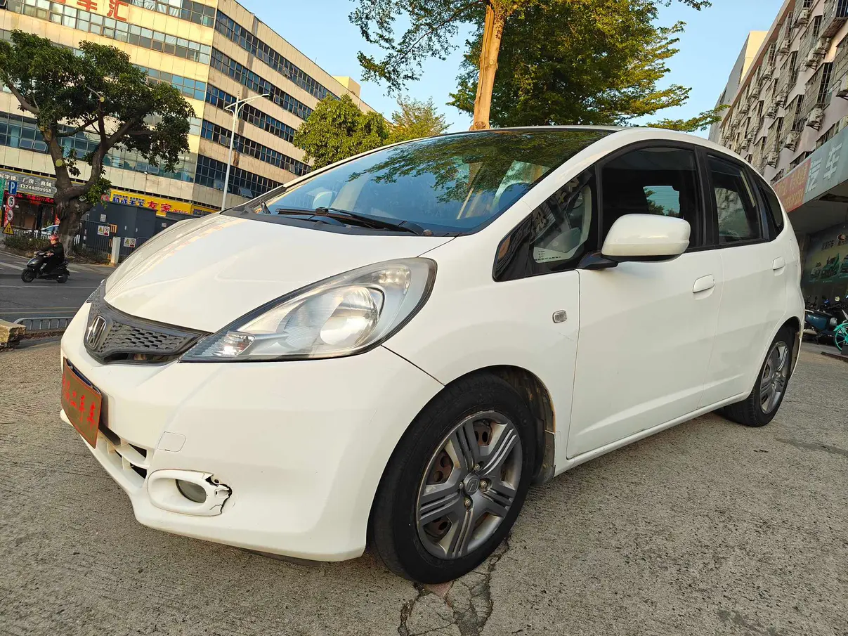 Honda Fit  из Китая