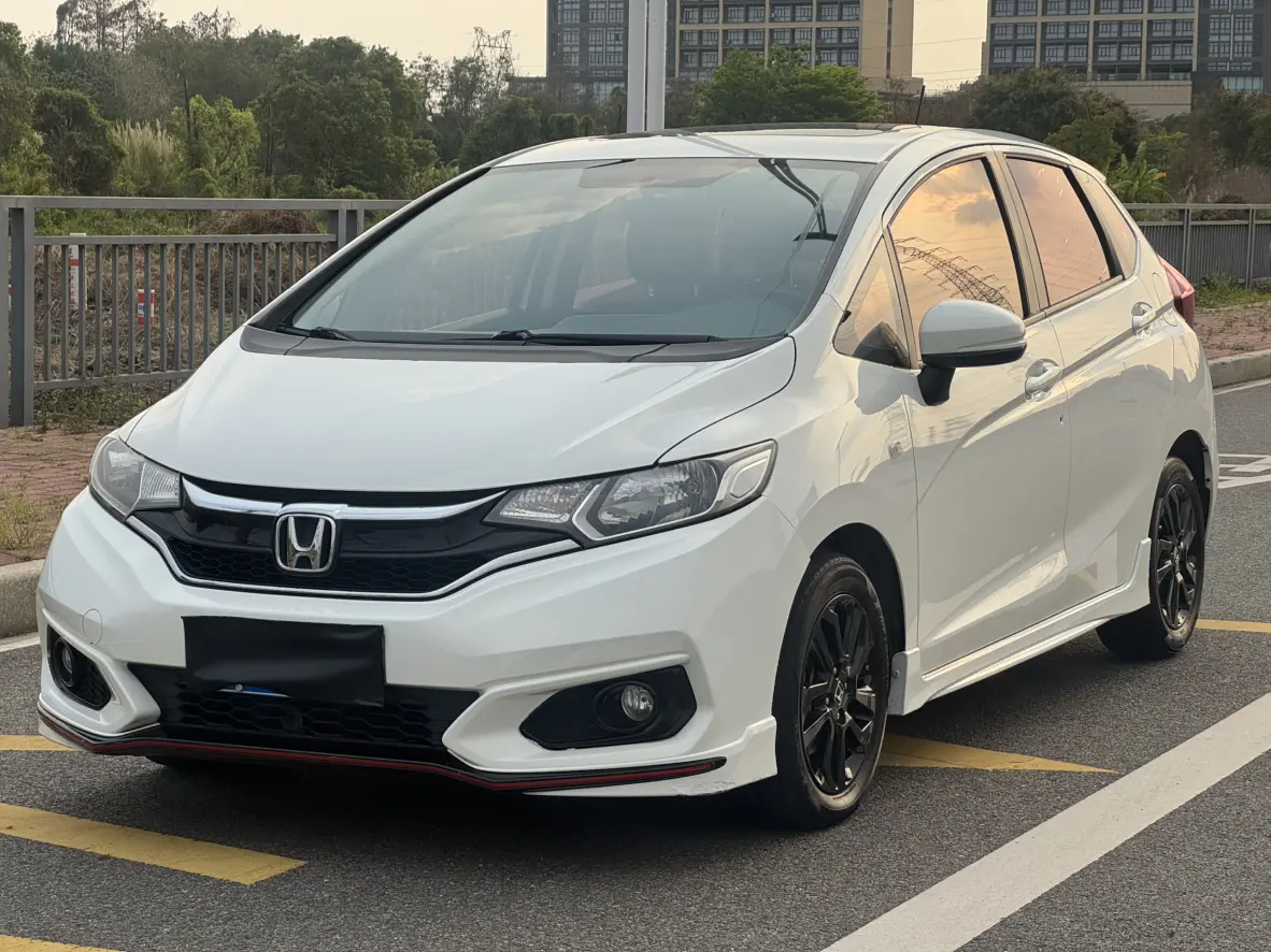 Honda Fit  из Китая