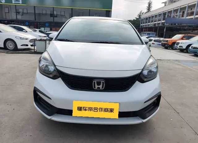 Honda Fit  из Китая
