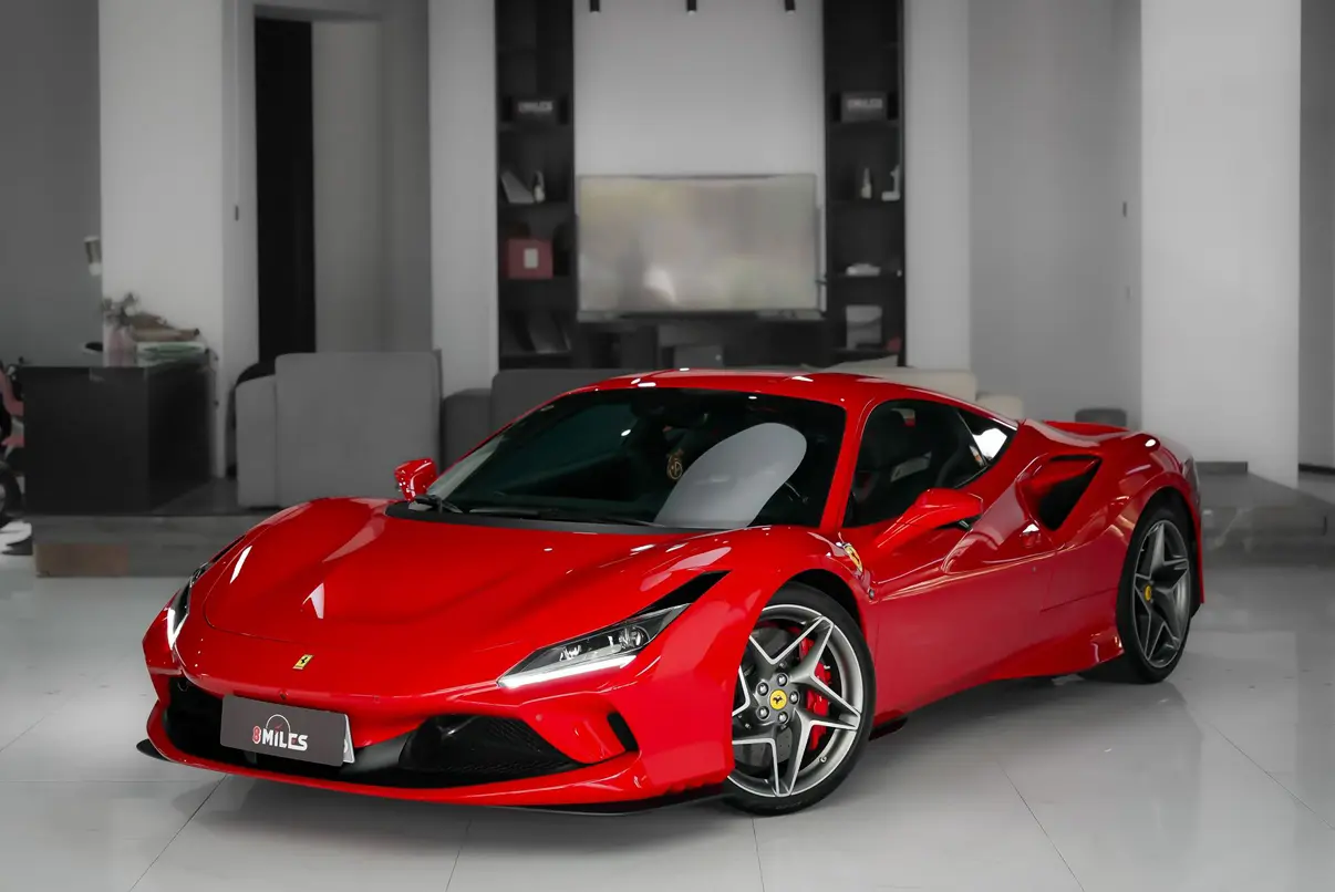 Ferrari F8