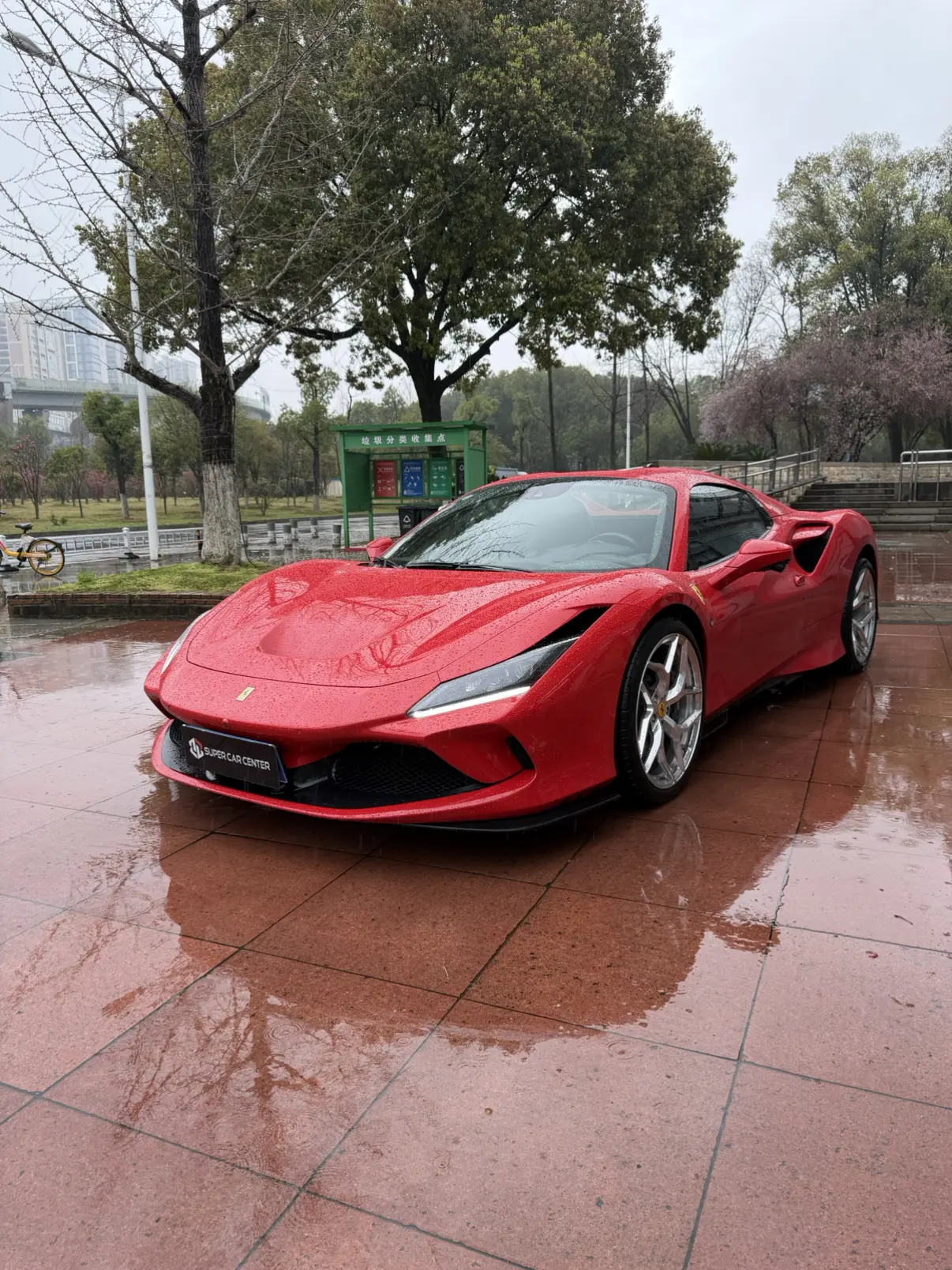 Ferrari F8