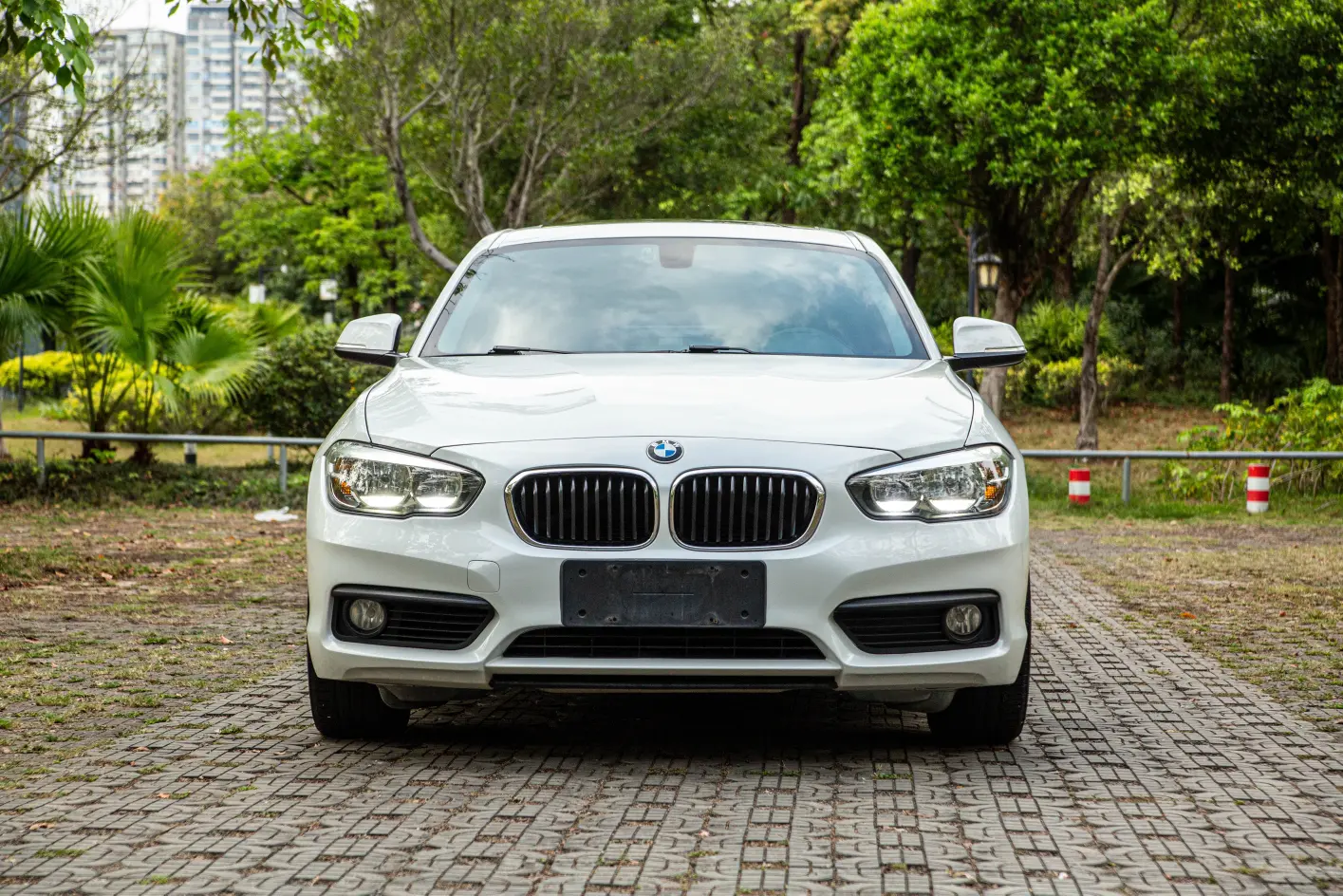 BMW 1 Series  из Китая