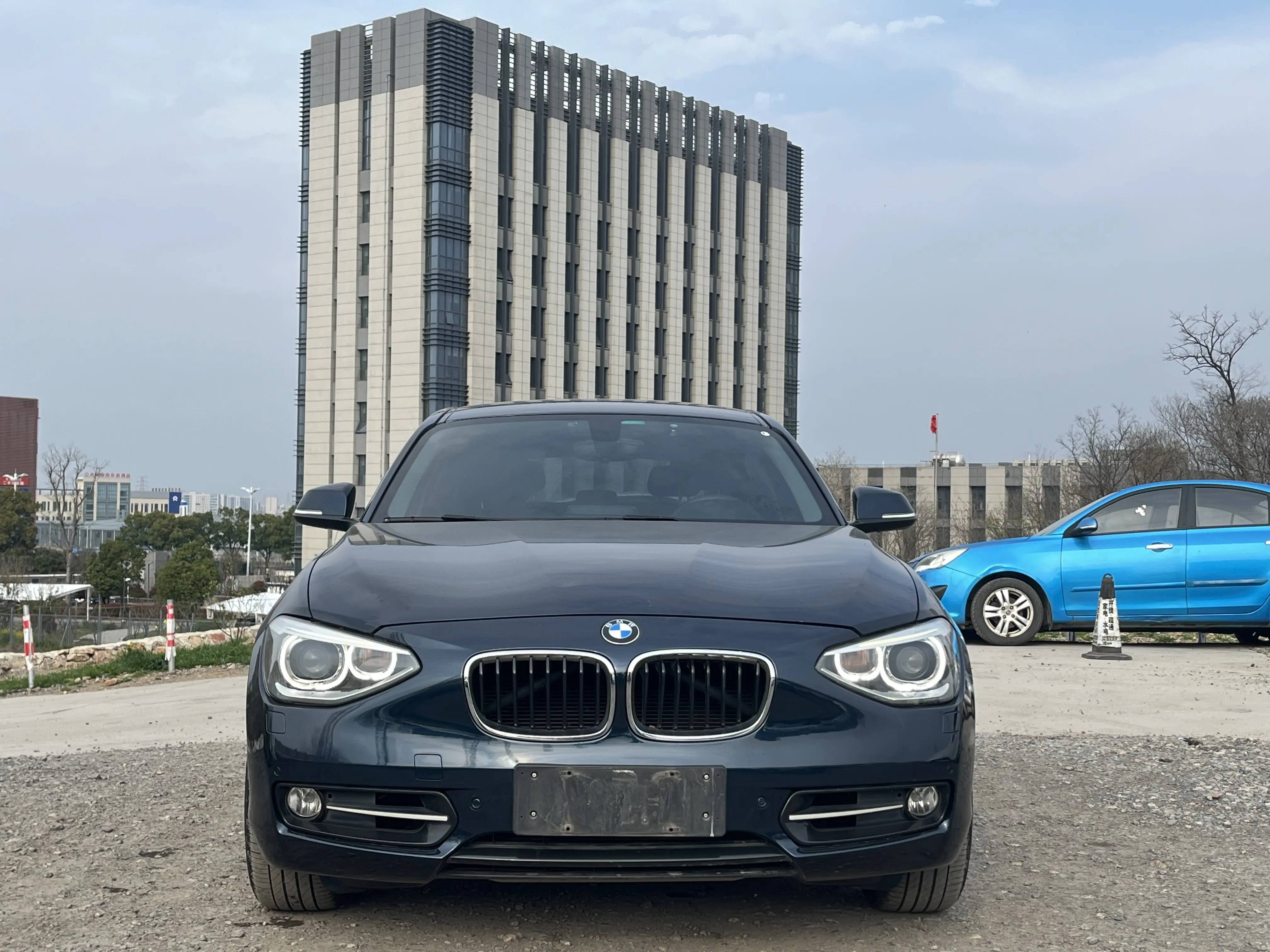 BMW 1 Series  из Китая