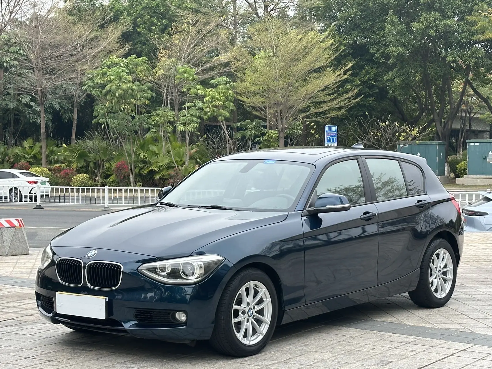 BMW 1 Series  из Китая