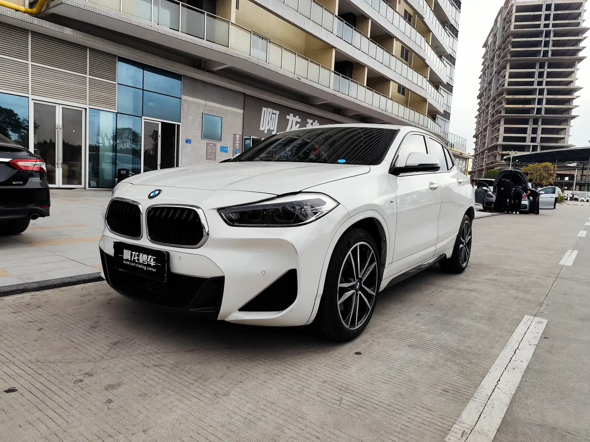 BMW X2