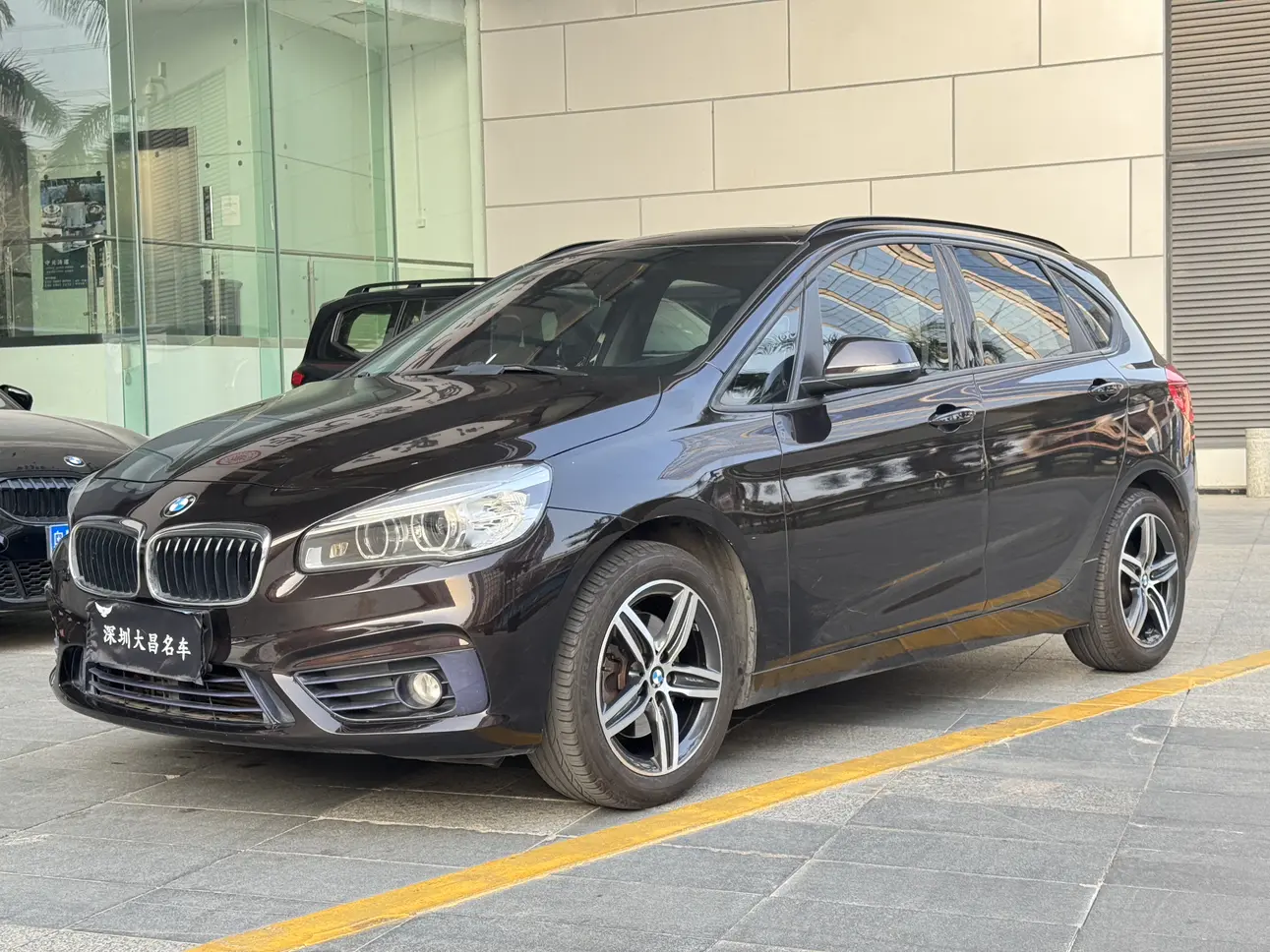 BMW 2 Series Active Tourer  из Китая