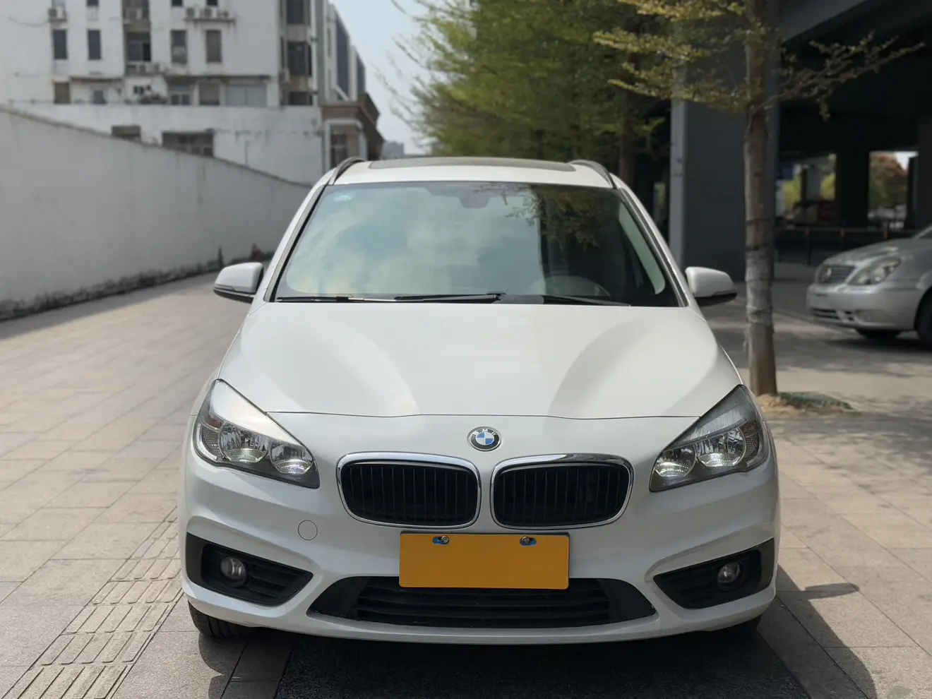 BMW 2 Series Active Tourer  из Китая