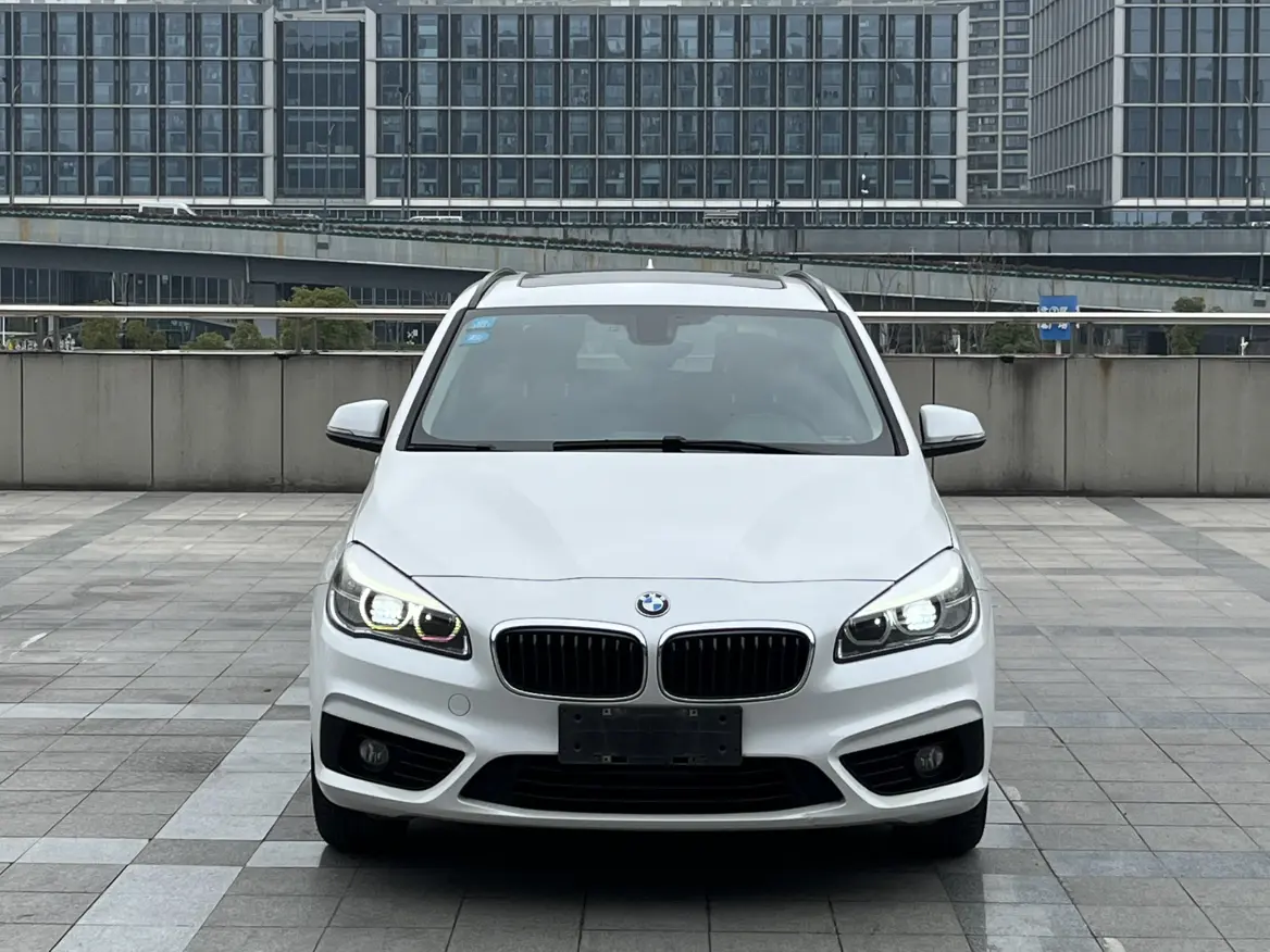 BMW 2 Series Active Tourer  из Китая