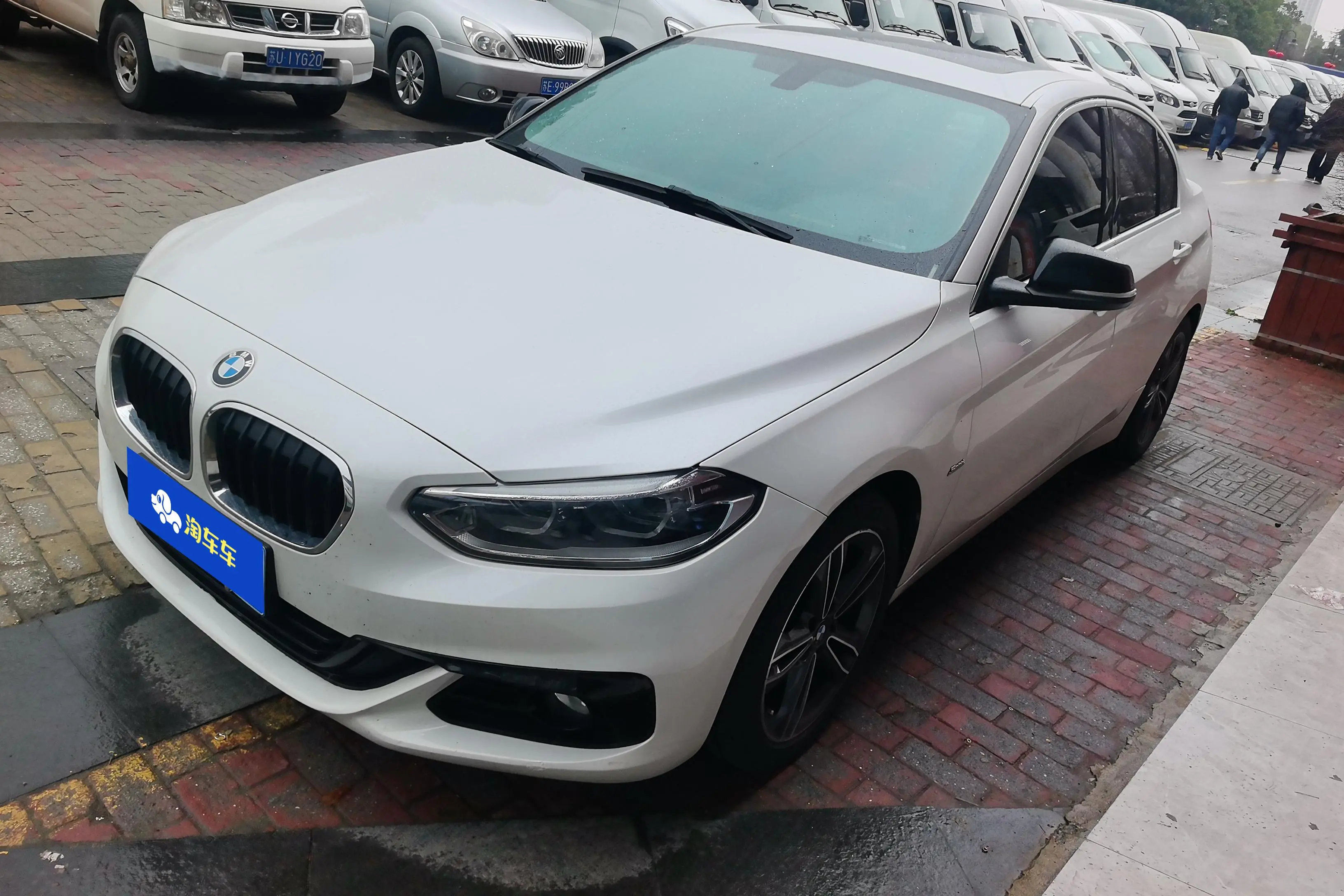 BMW 1 Series  из Китая