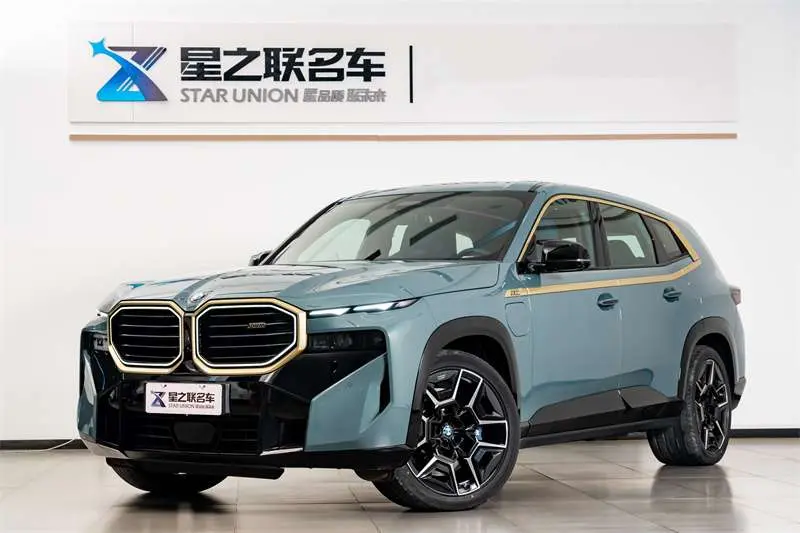 BMW XM