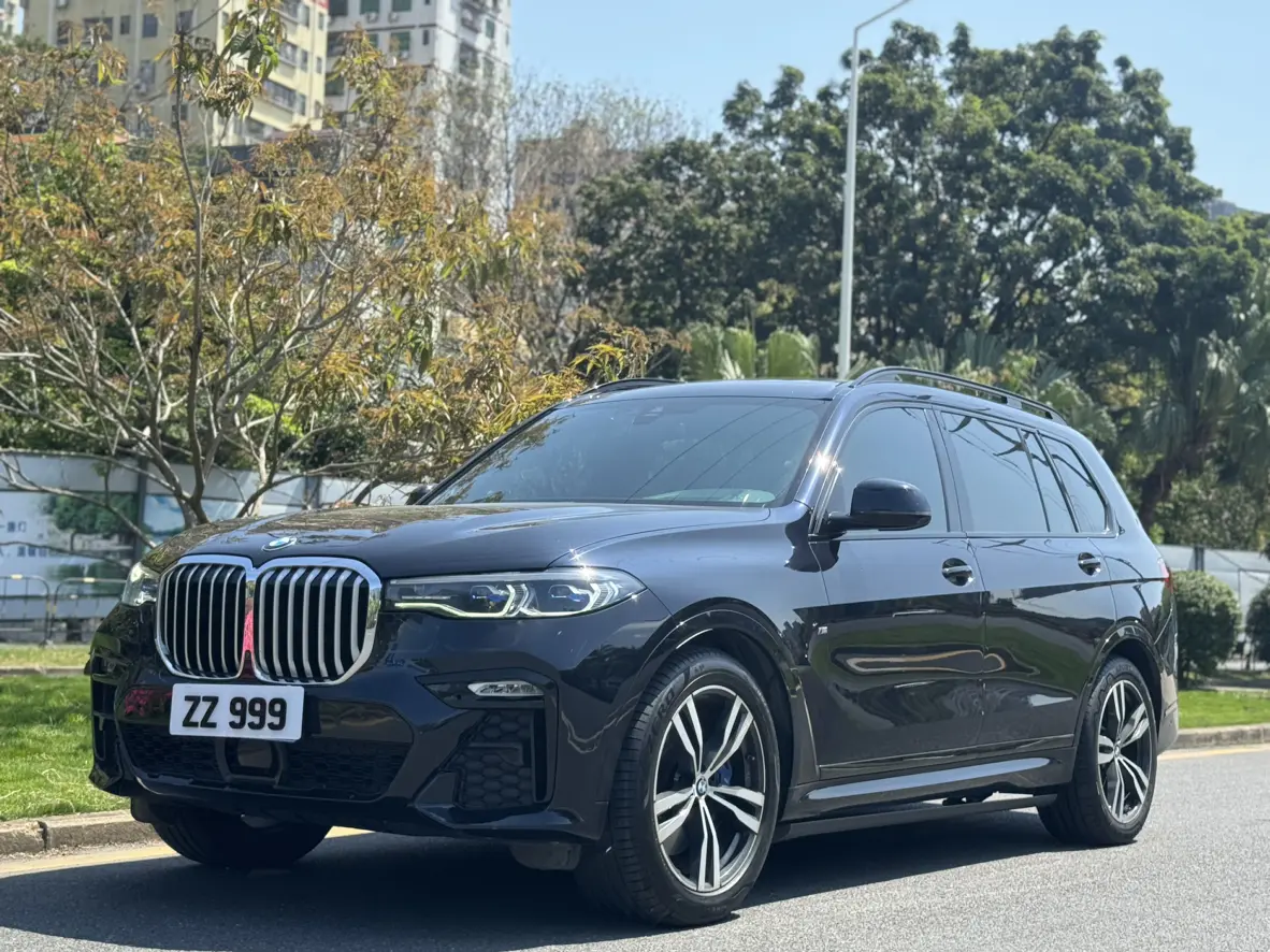 BMW X7  из Китая