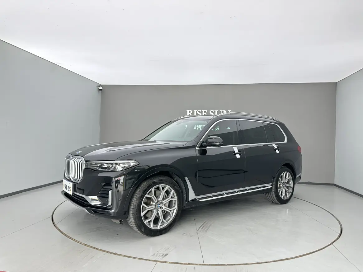BMW X7  из Китая