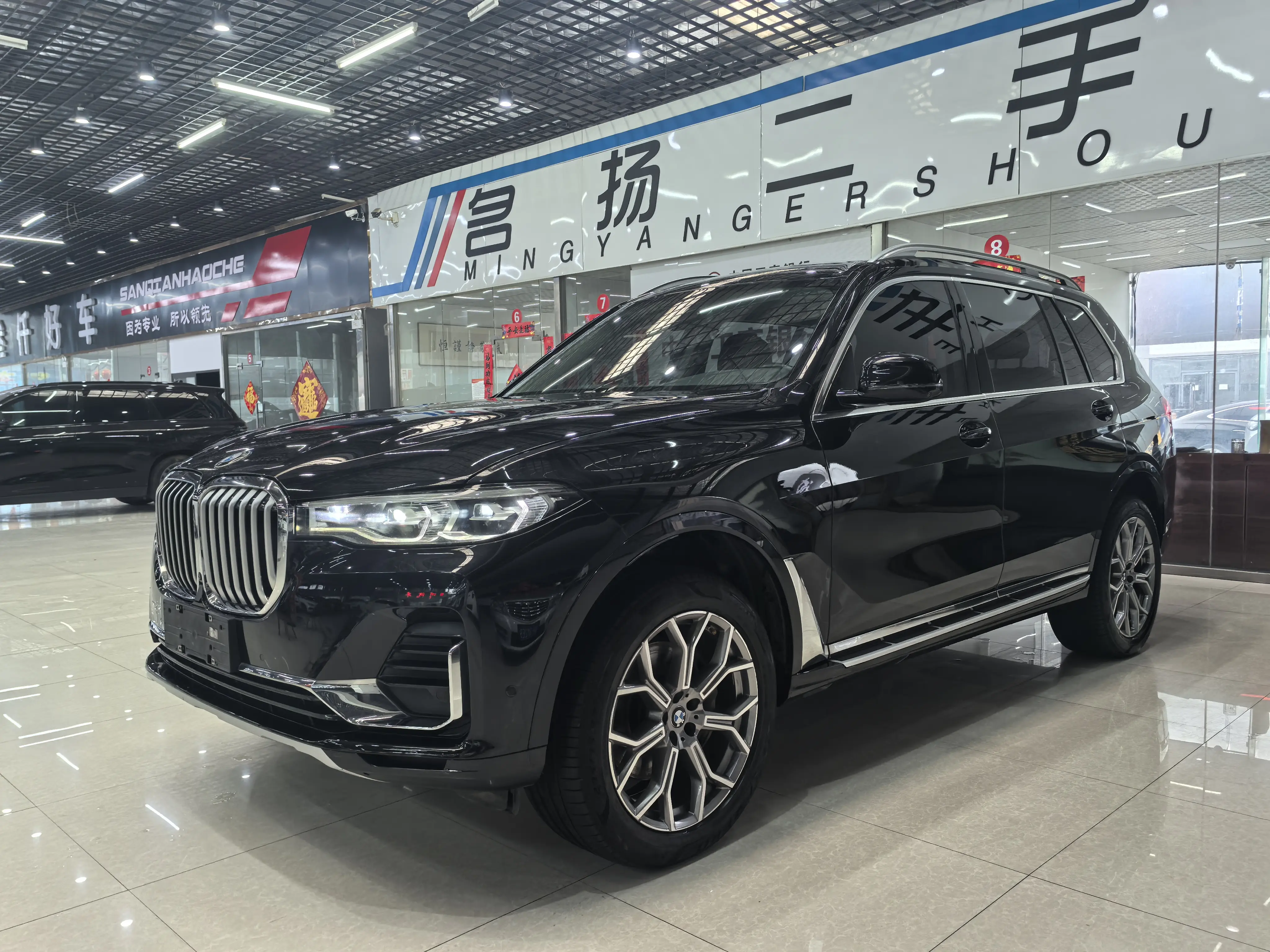 BMW X7  из Китая
