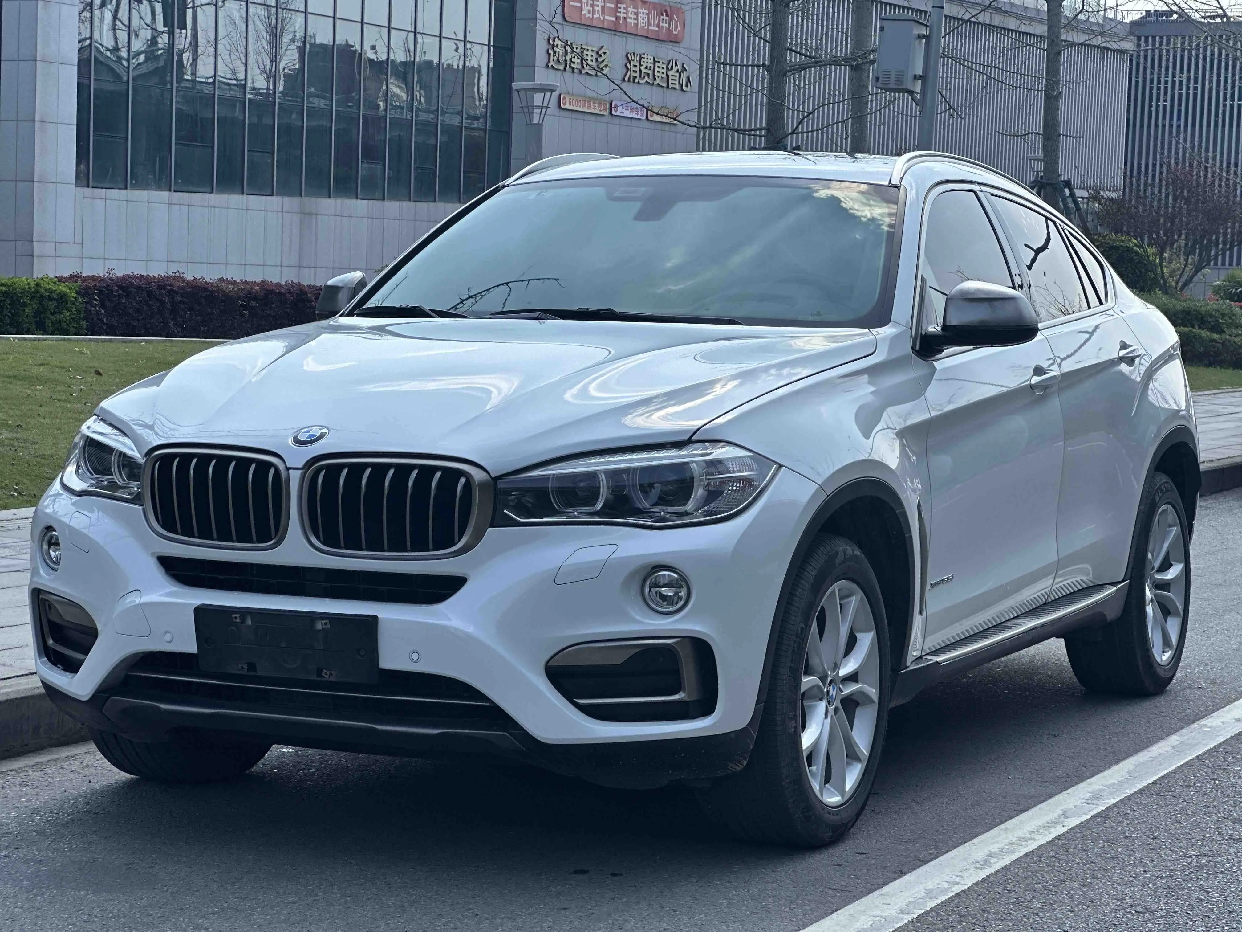 BMW X6  из Китая
