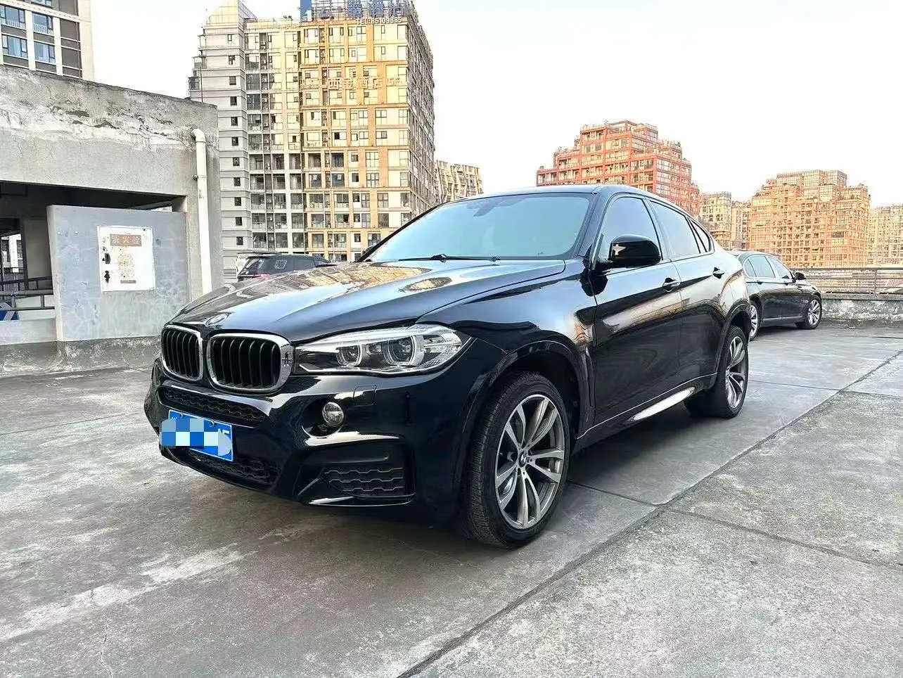 BMW X6  из Китая