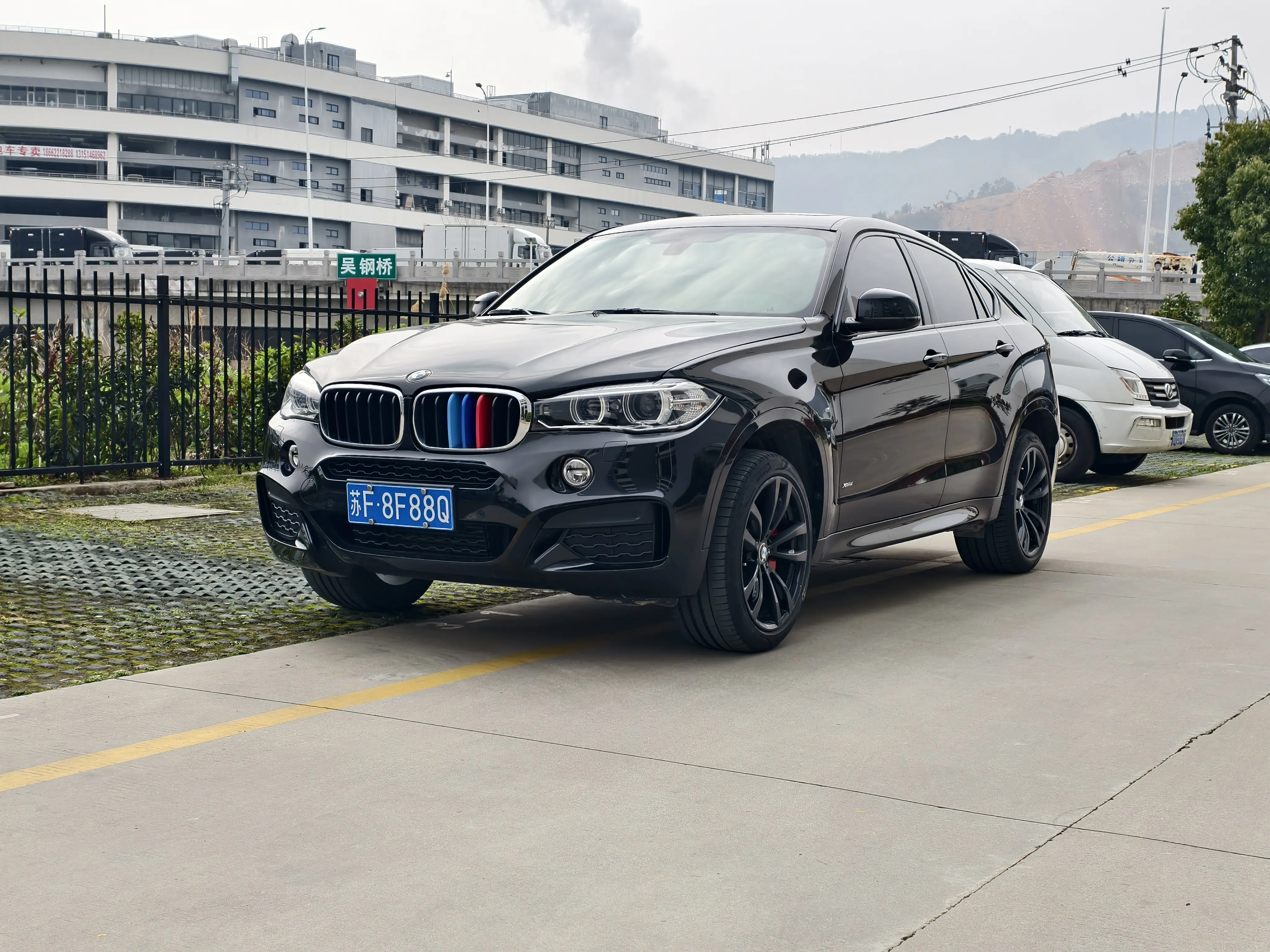 BMW X6  из Китая