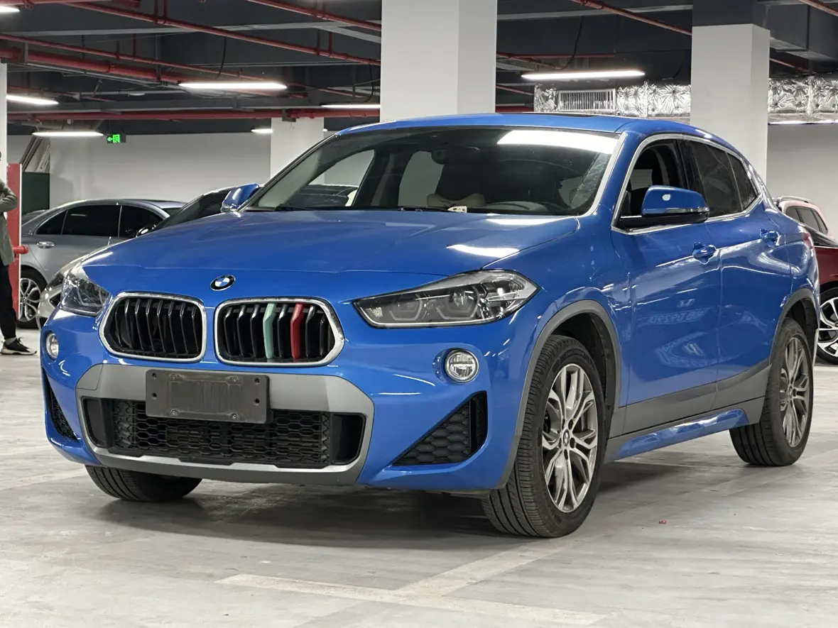 BMW X2
