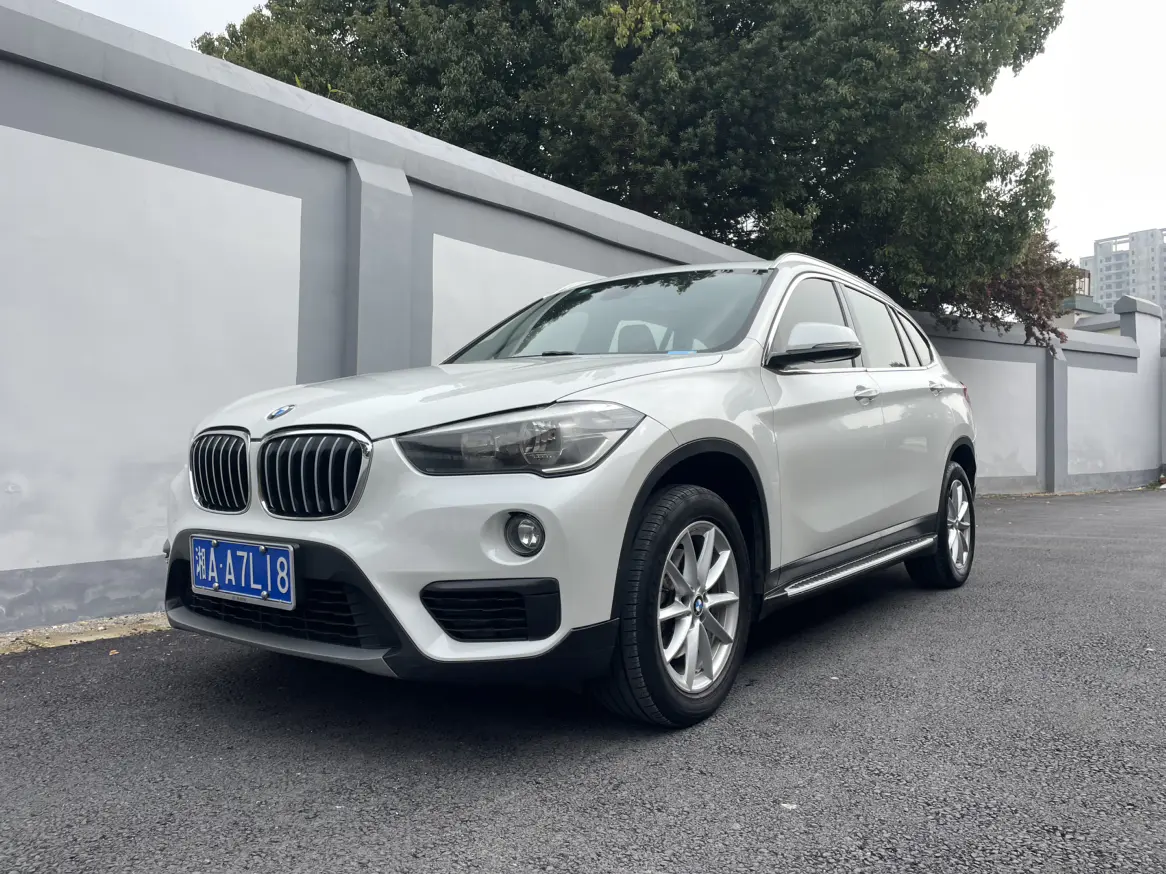 BMW X1  из Китая