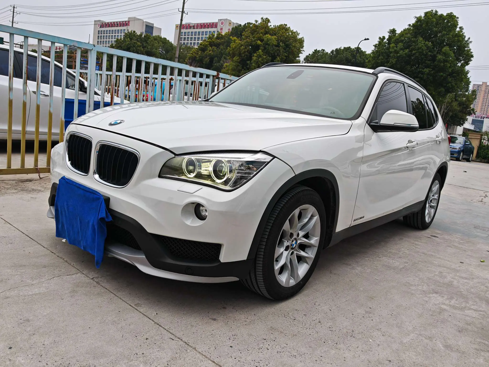 BMW X1