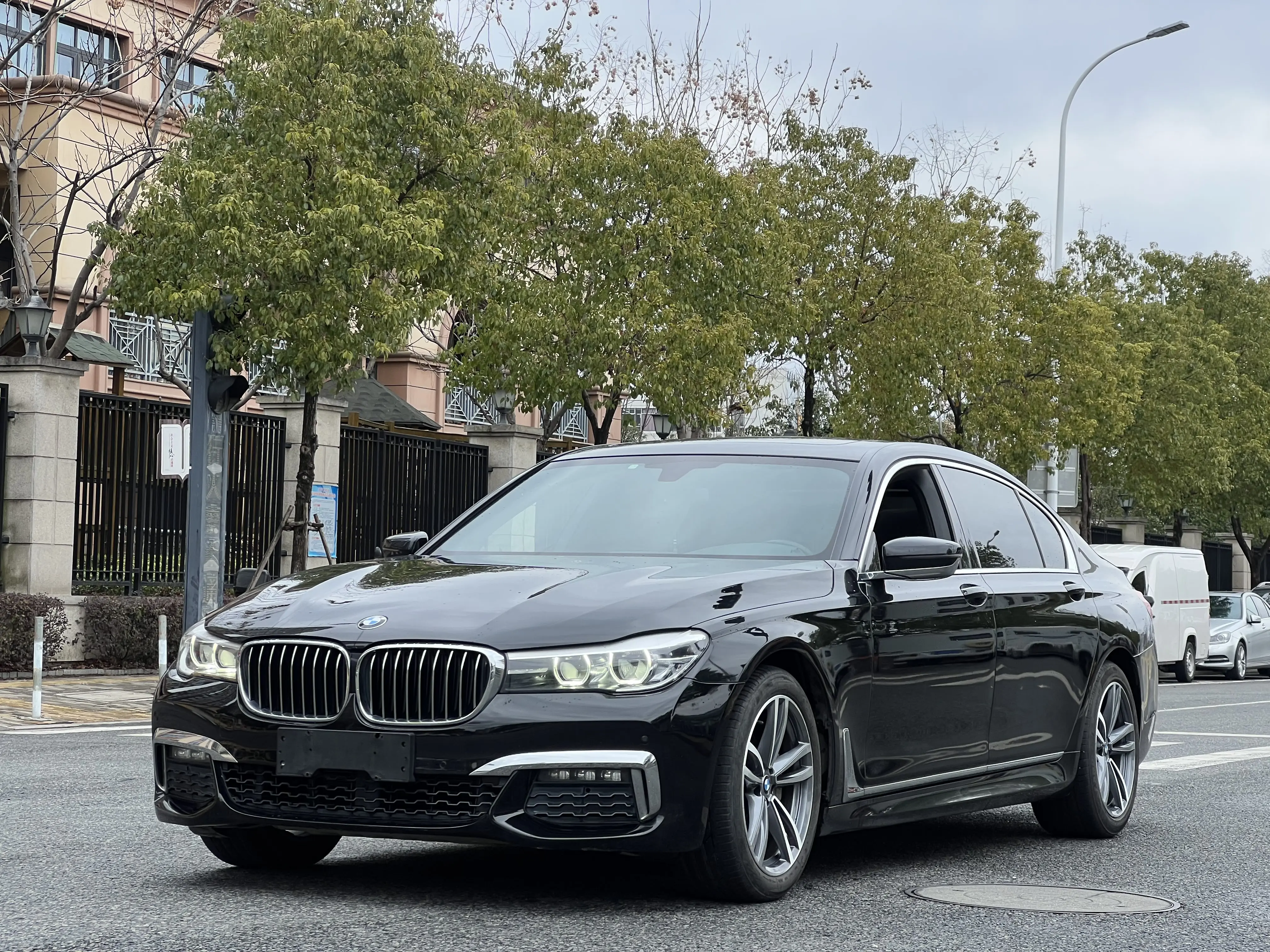BMW 7 Series
