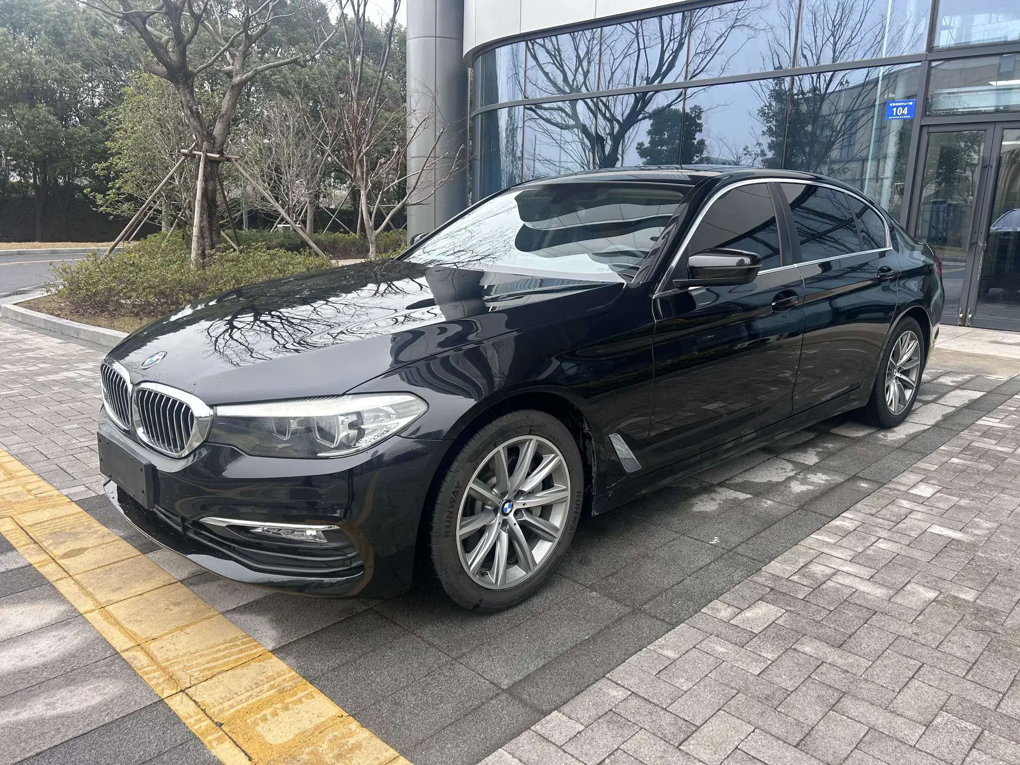 BMW 5 Series  из Китая