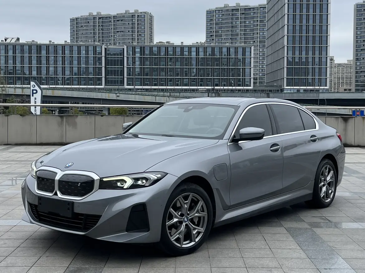 BMW i3  из Китая