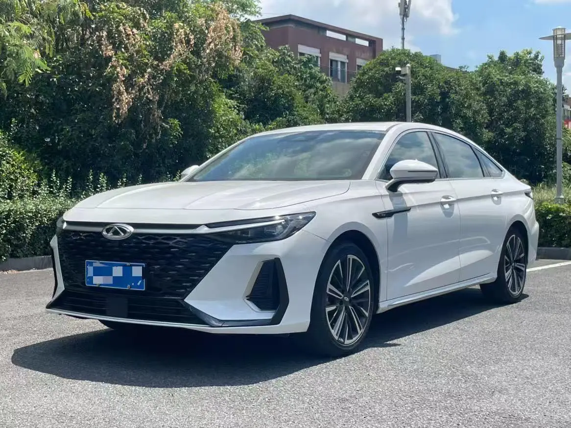 Chery Arrizo 8  из Китая