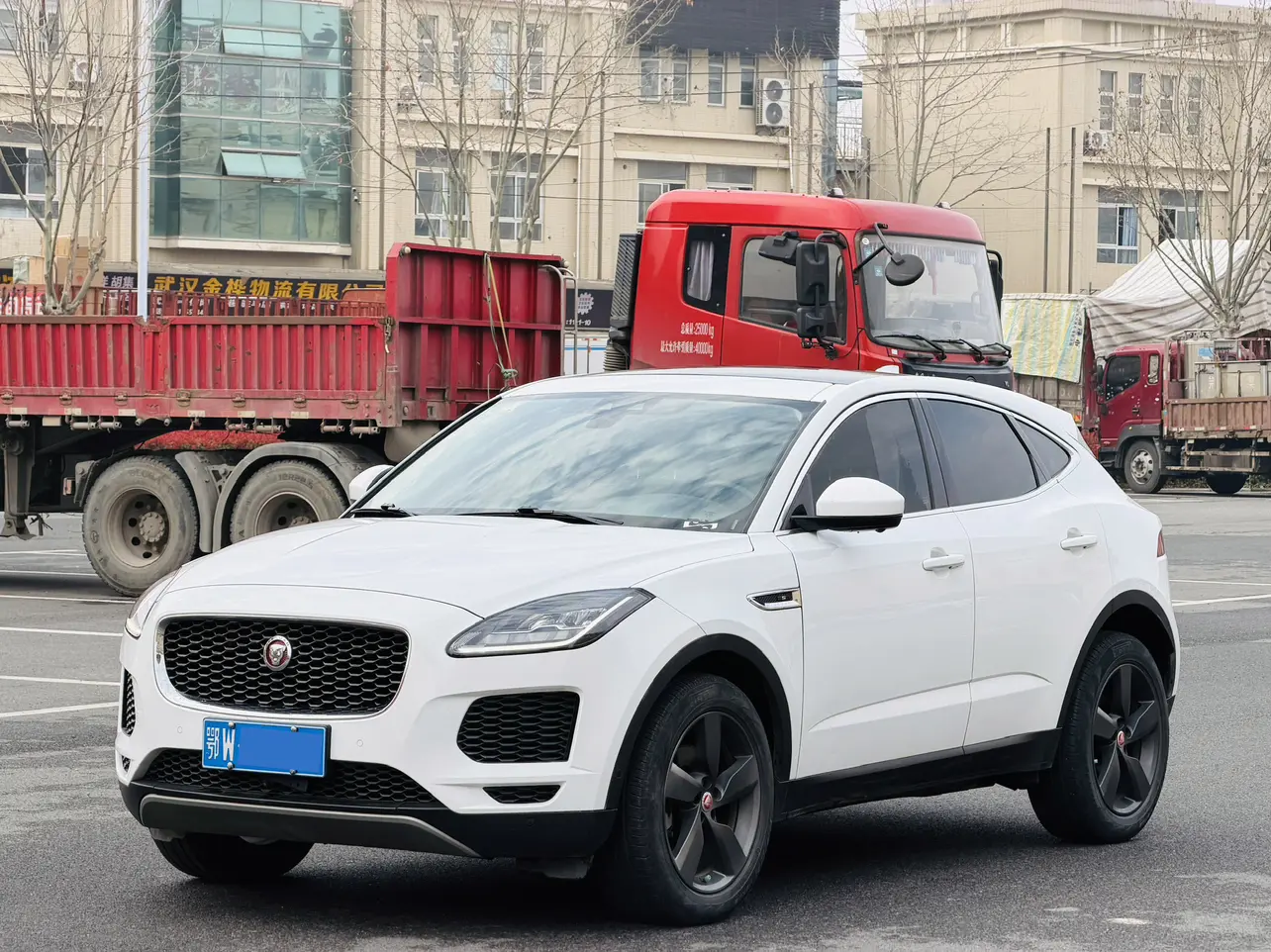Jaguar E-PACE