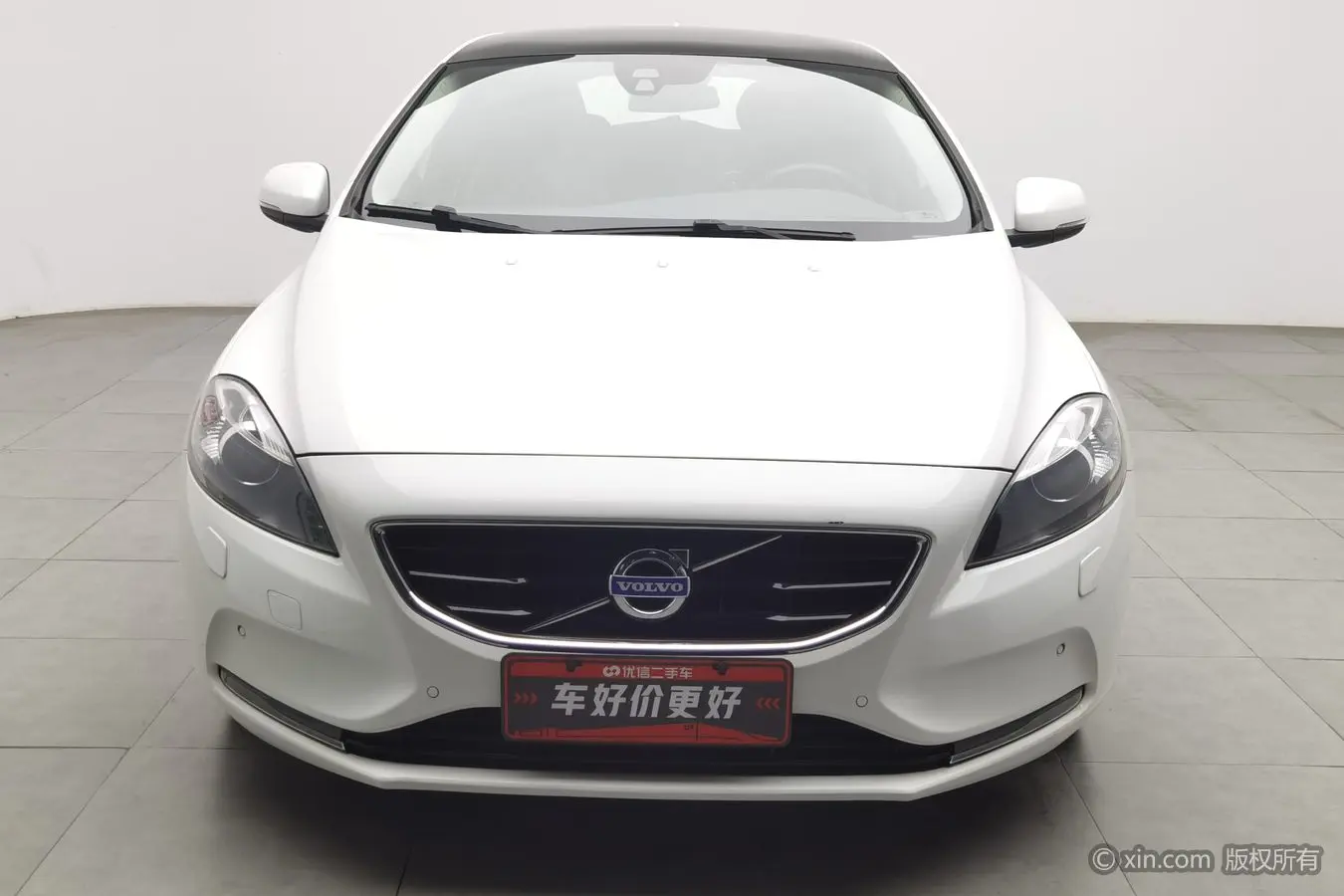 Volvo V40  из Китая