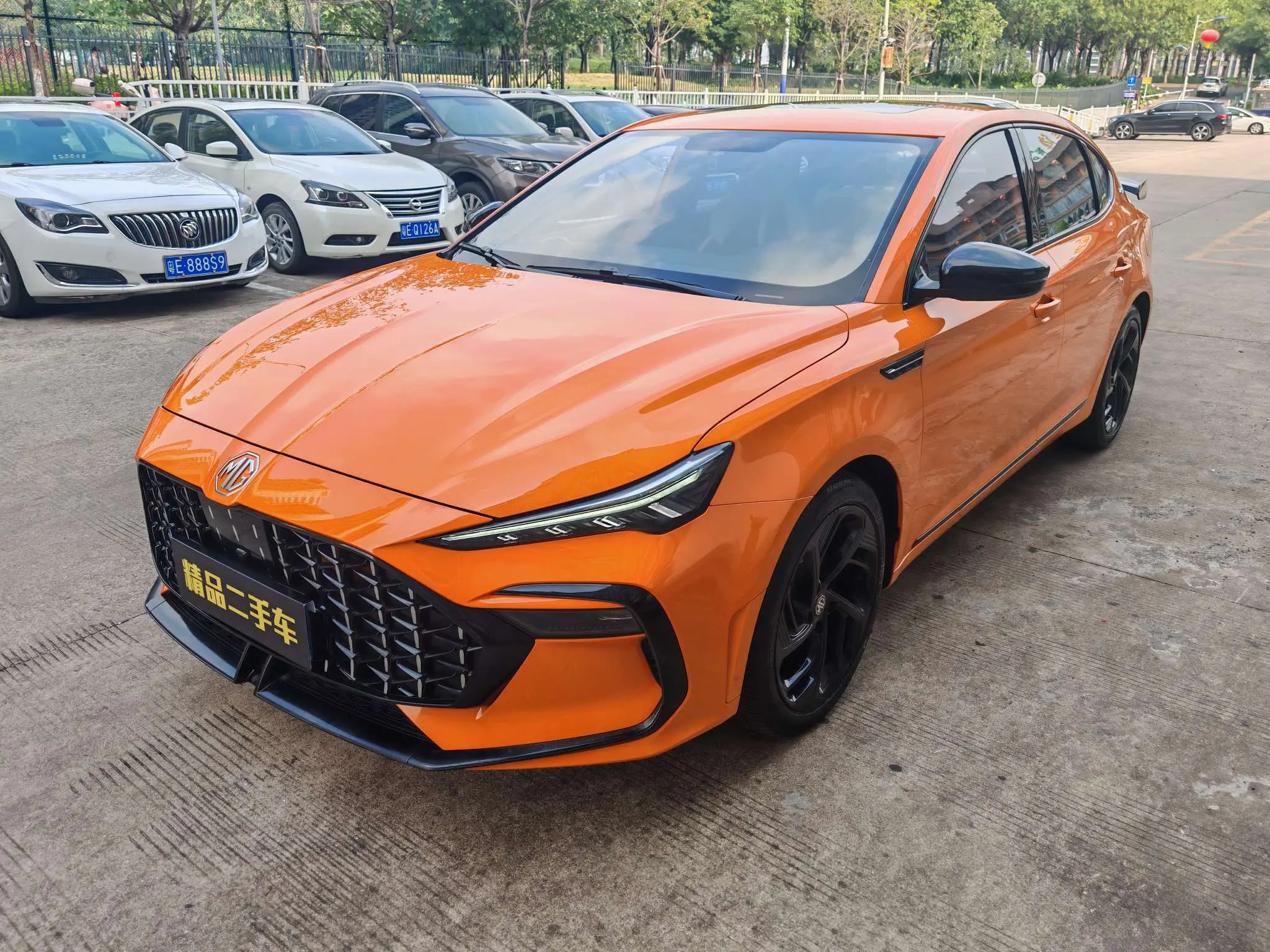 MG 6  из Китая