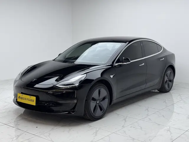 Tesla Model 3  из Китая