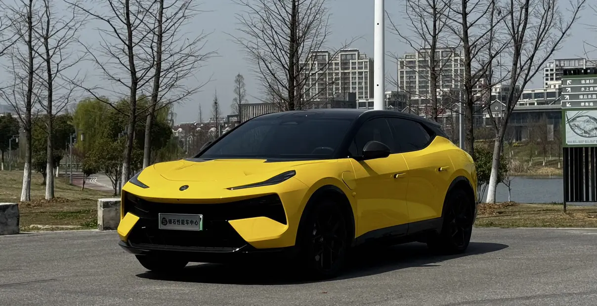 Lotus Eletre  из Китая