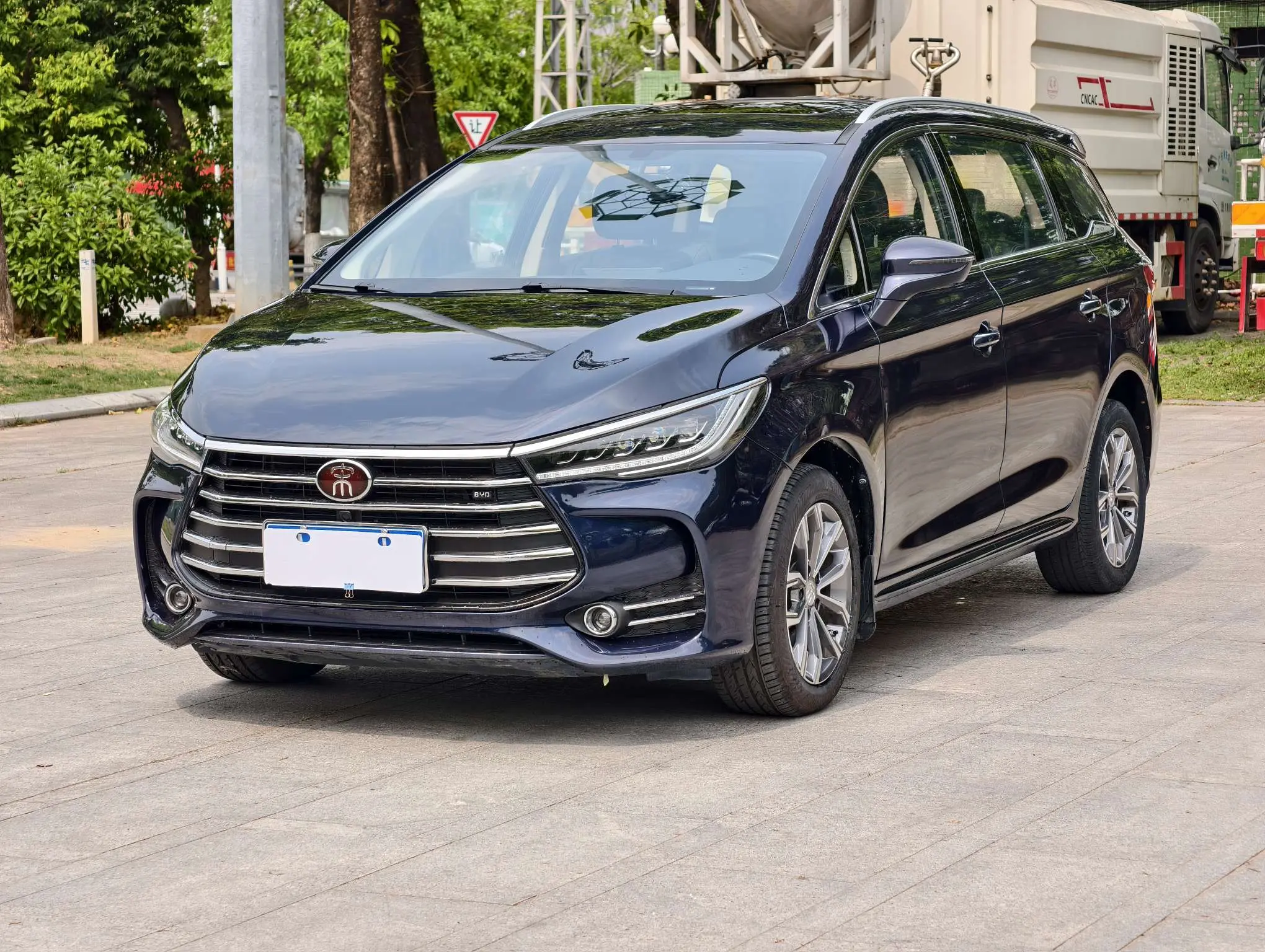 BYD Song MAX