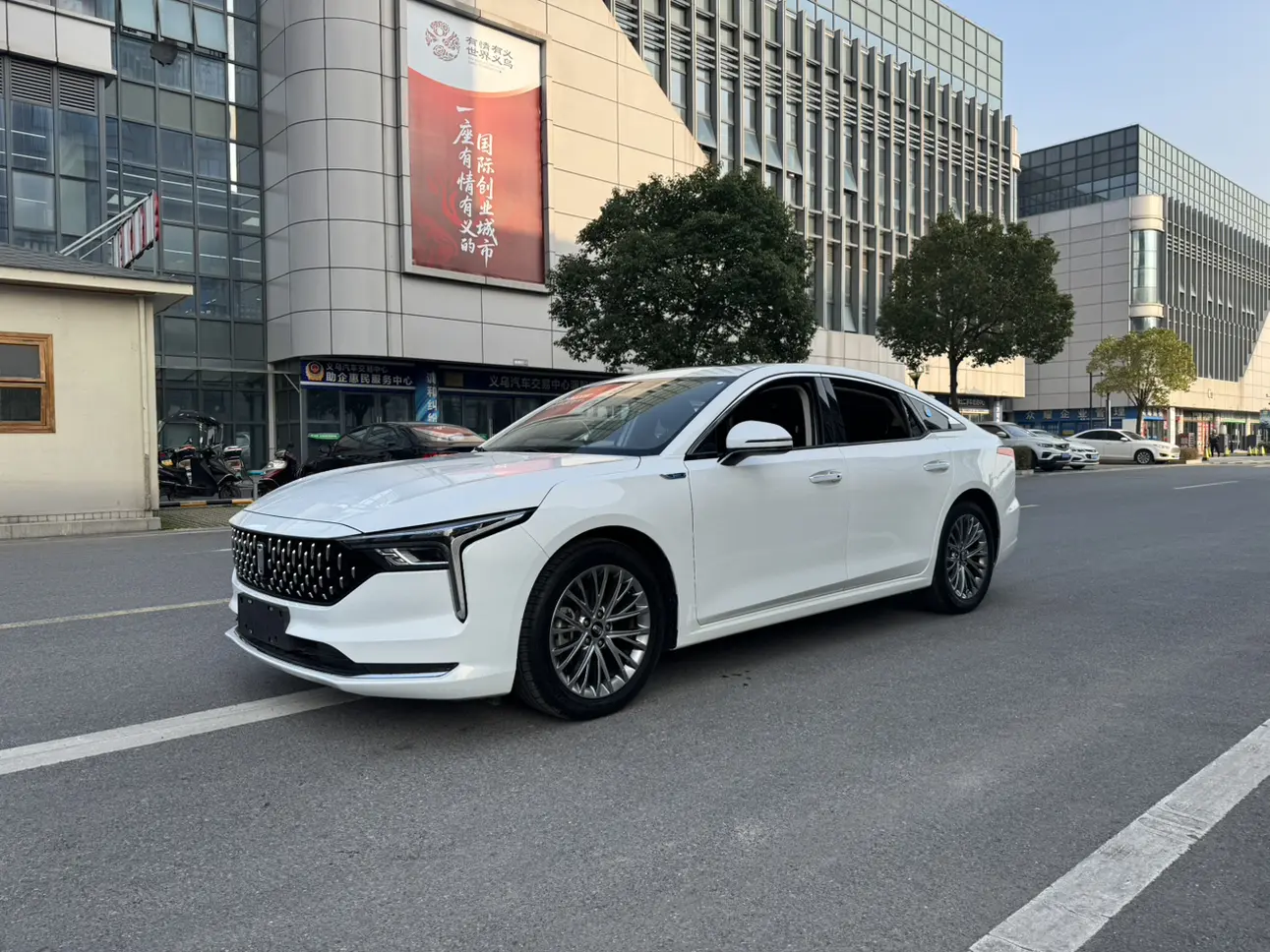 FAW Bestune B70 (Besturn B70)  из Китая