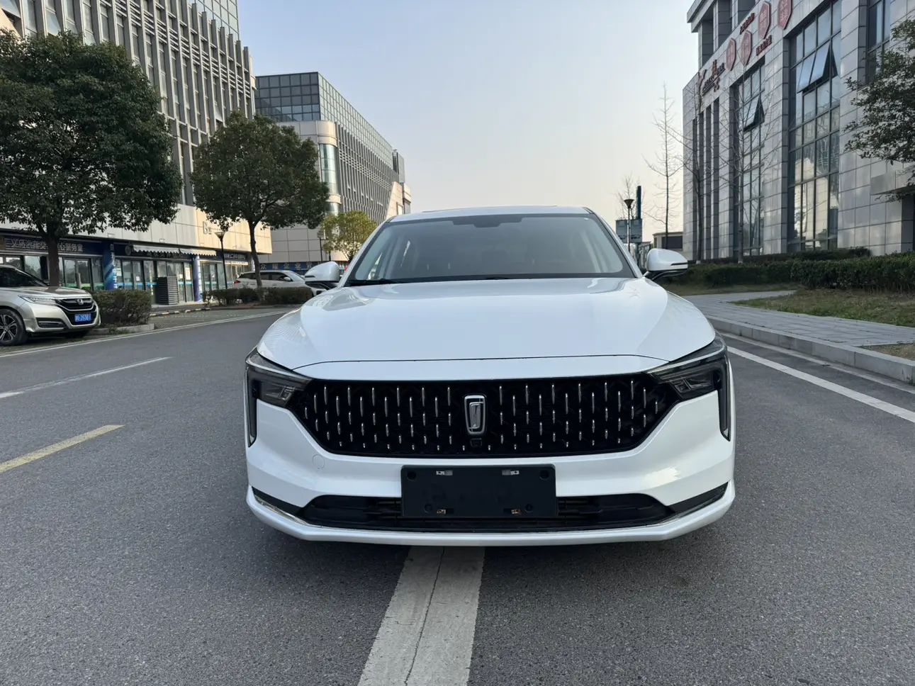FAW Bestune B70 (Besturn B70)  из Китая