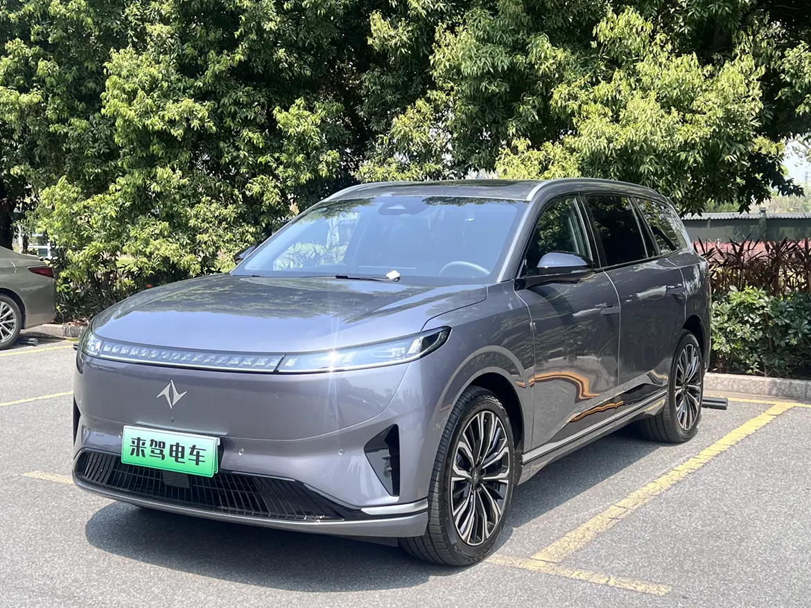 Dongfeng Eπ008