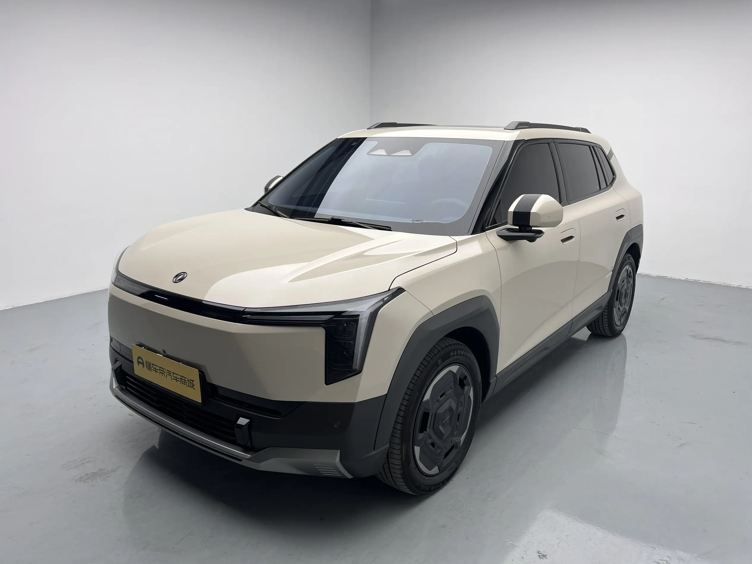 Dongfeng Nano 06  из Китая