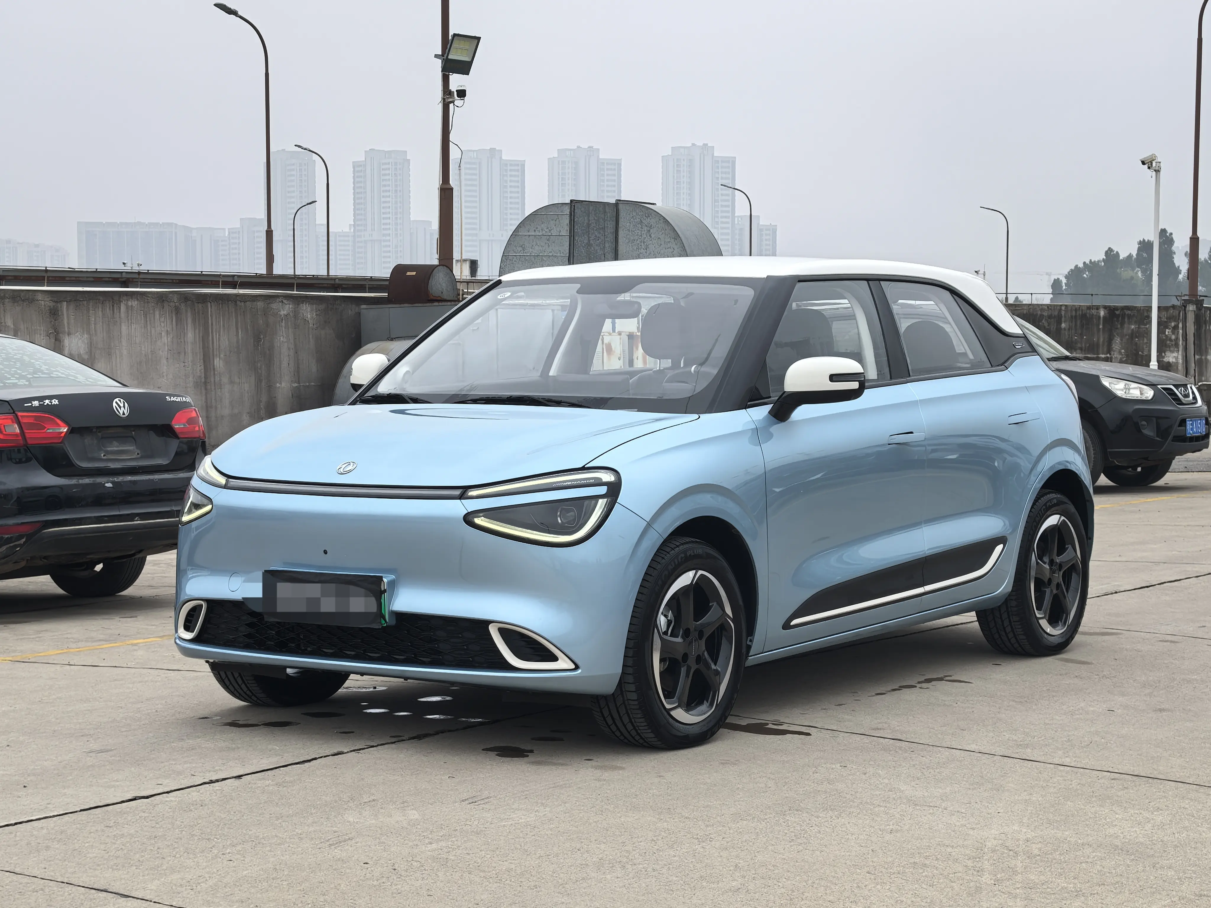 Dongfeng Nano 01  из Китая