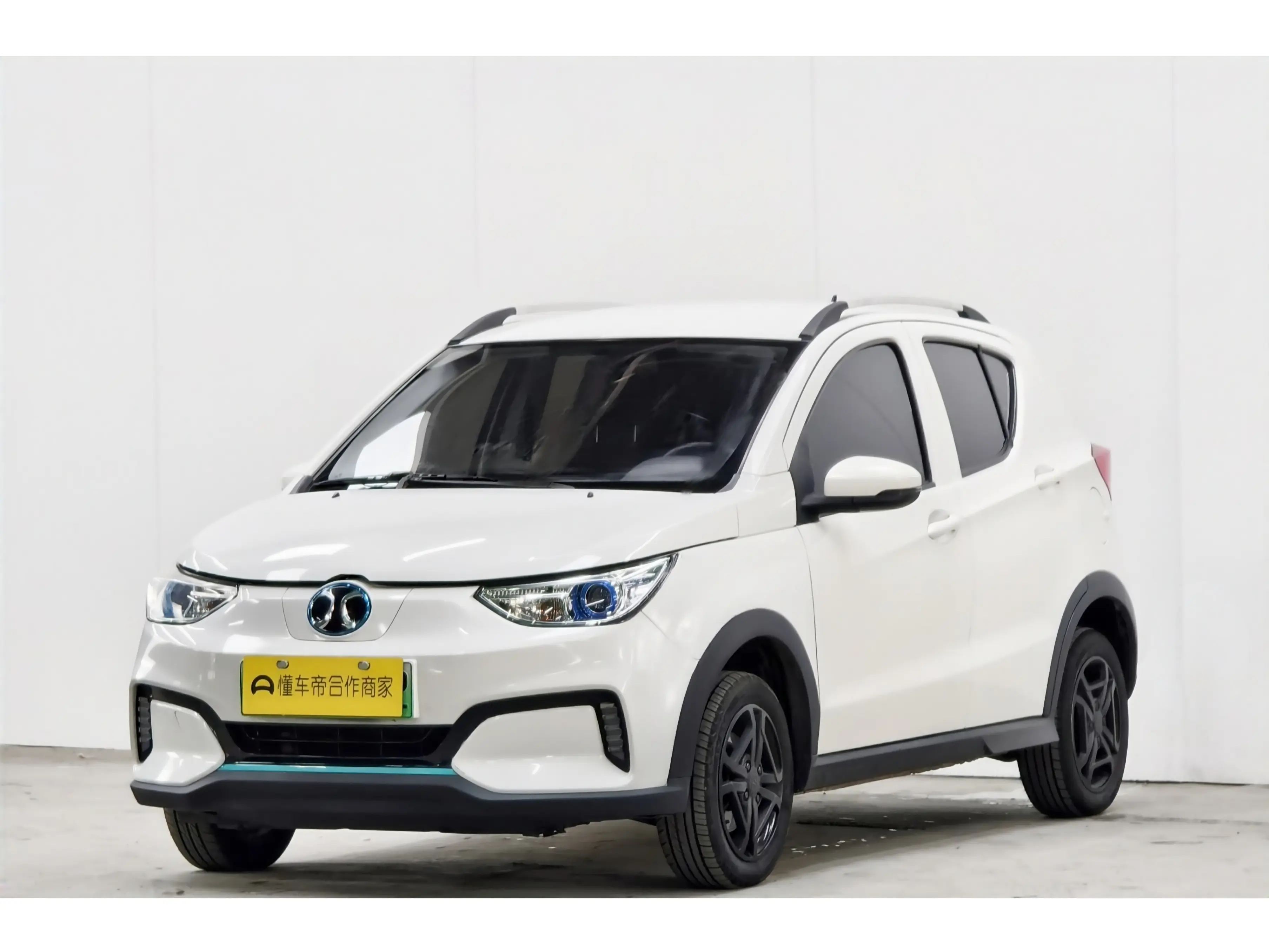 BAIC New Energy EC  из Китая