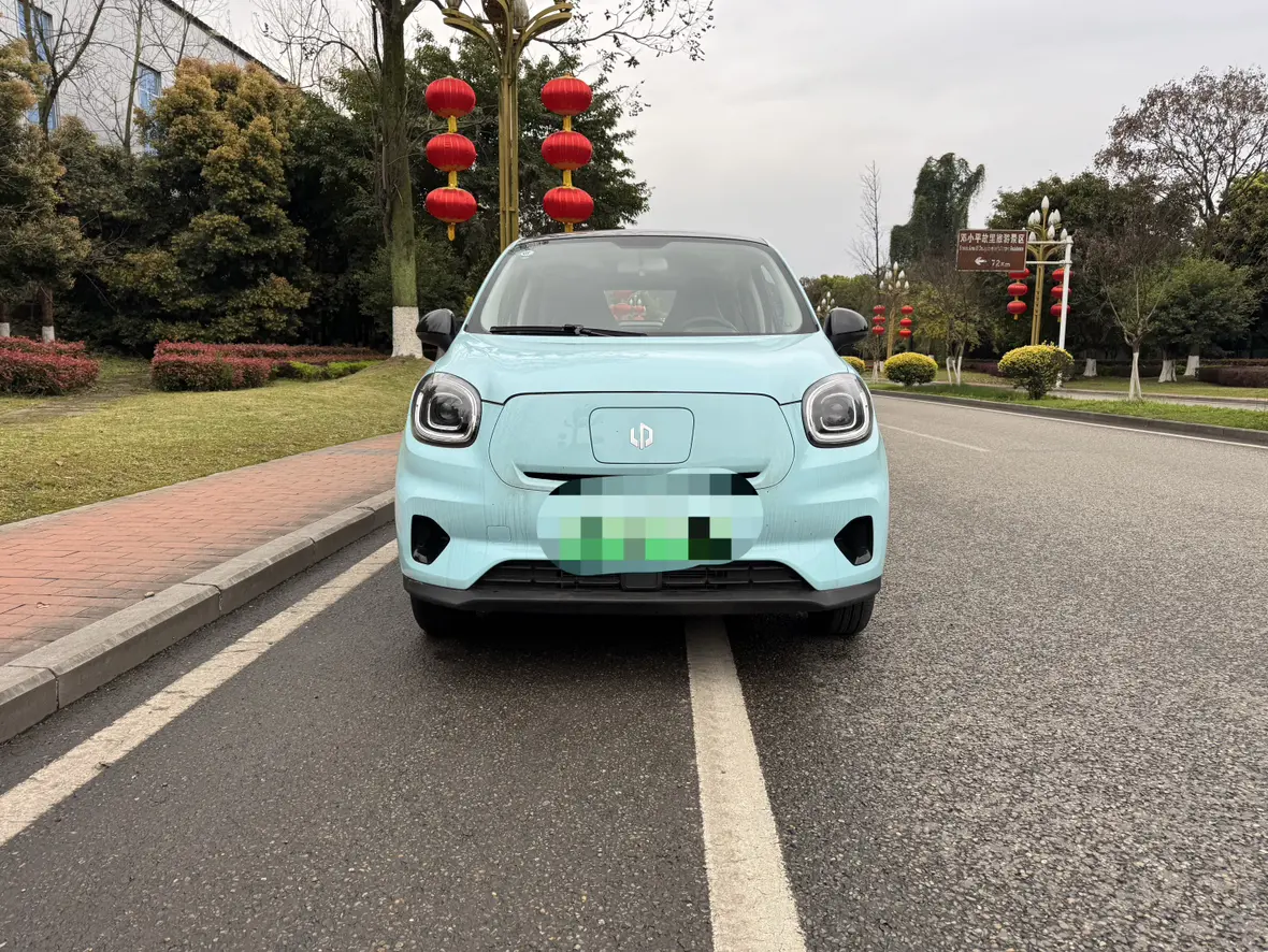 Leapmotor Zero running T03  из Китая