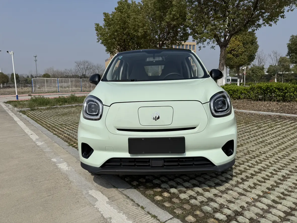 Leapmotor Zero running T03  из Китая