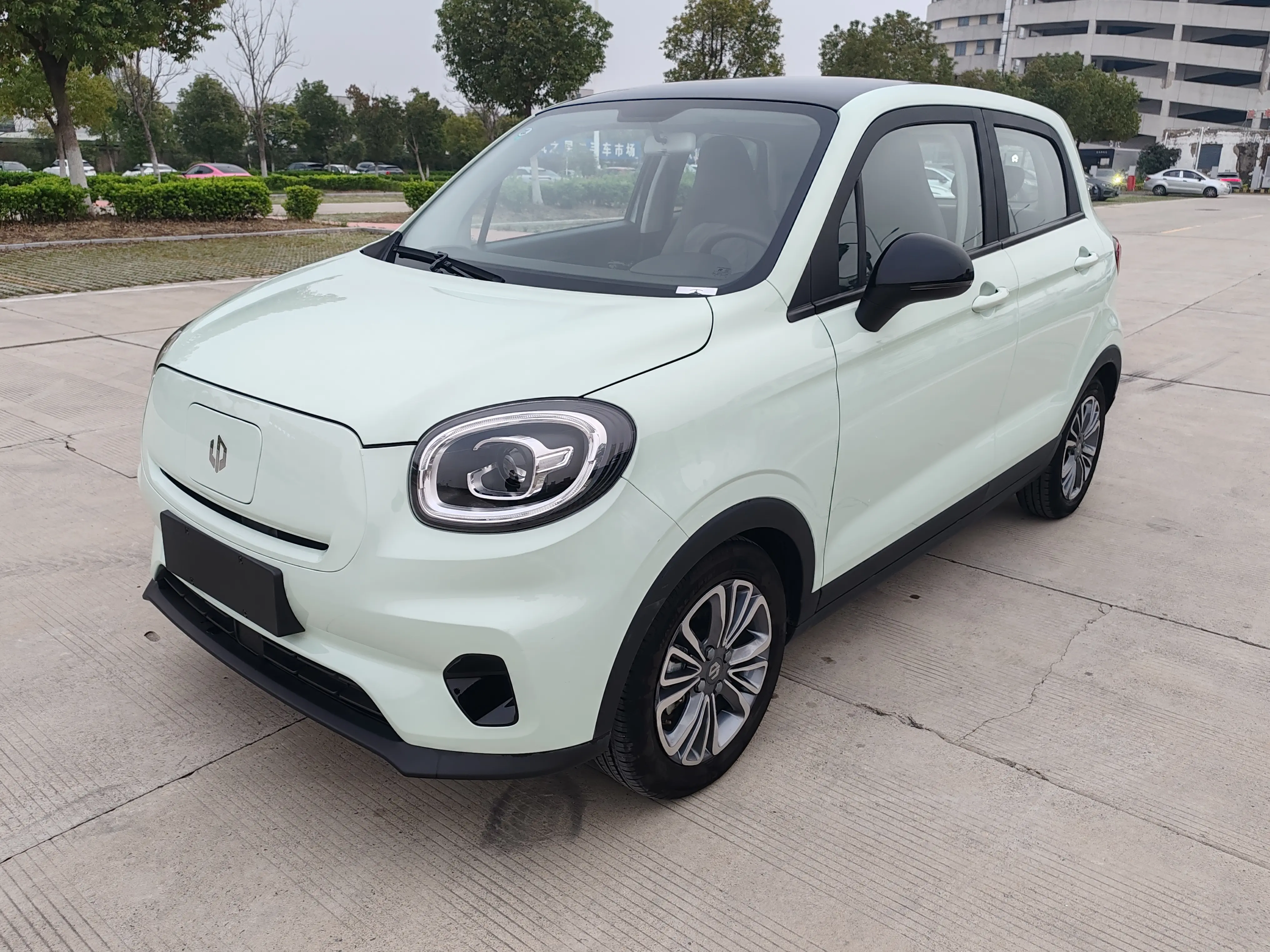 Leapmotor Zero running T03  из Китая