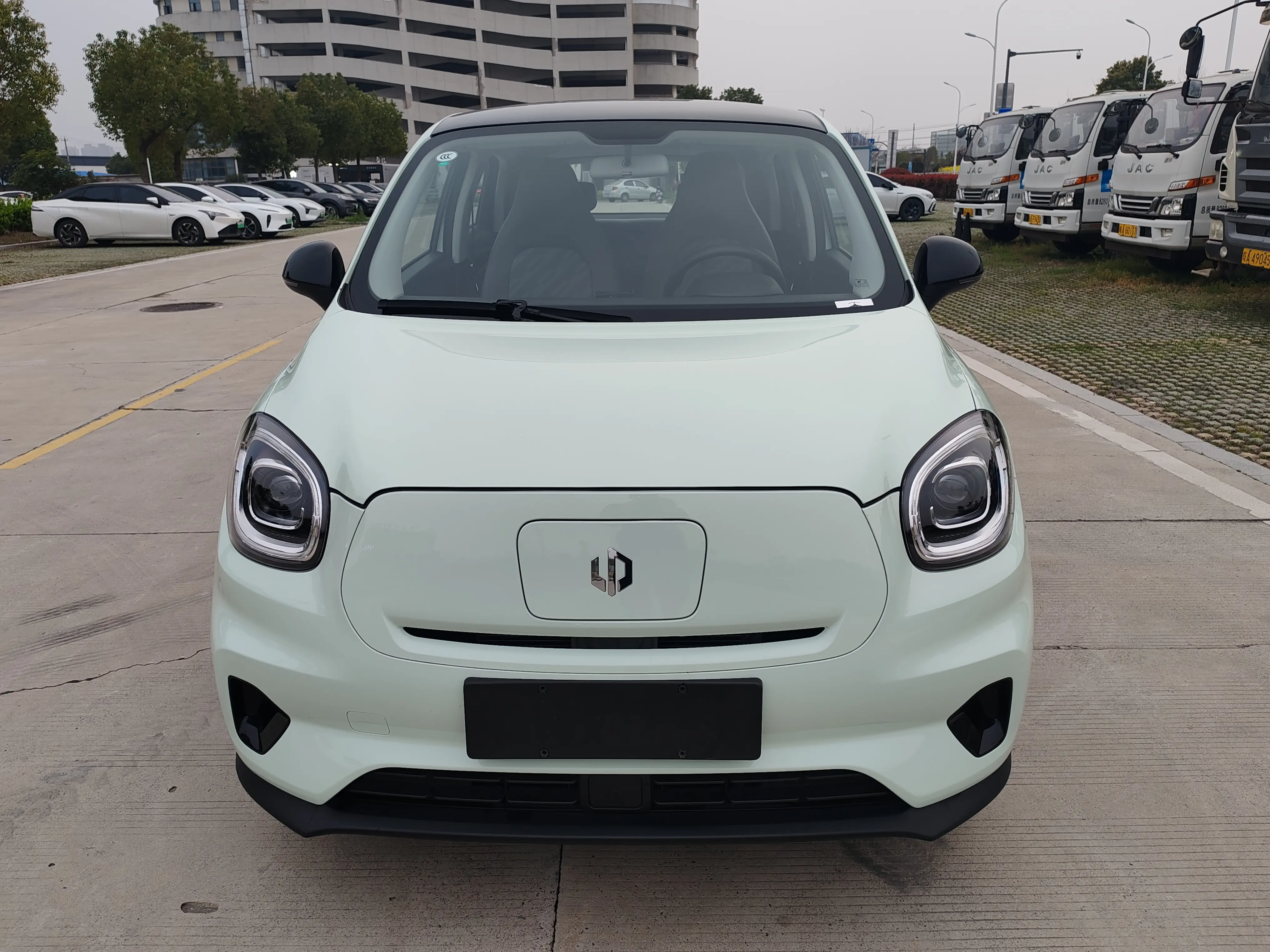 Leapmotor Zero running T03  из Китая