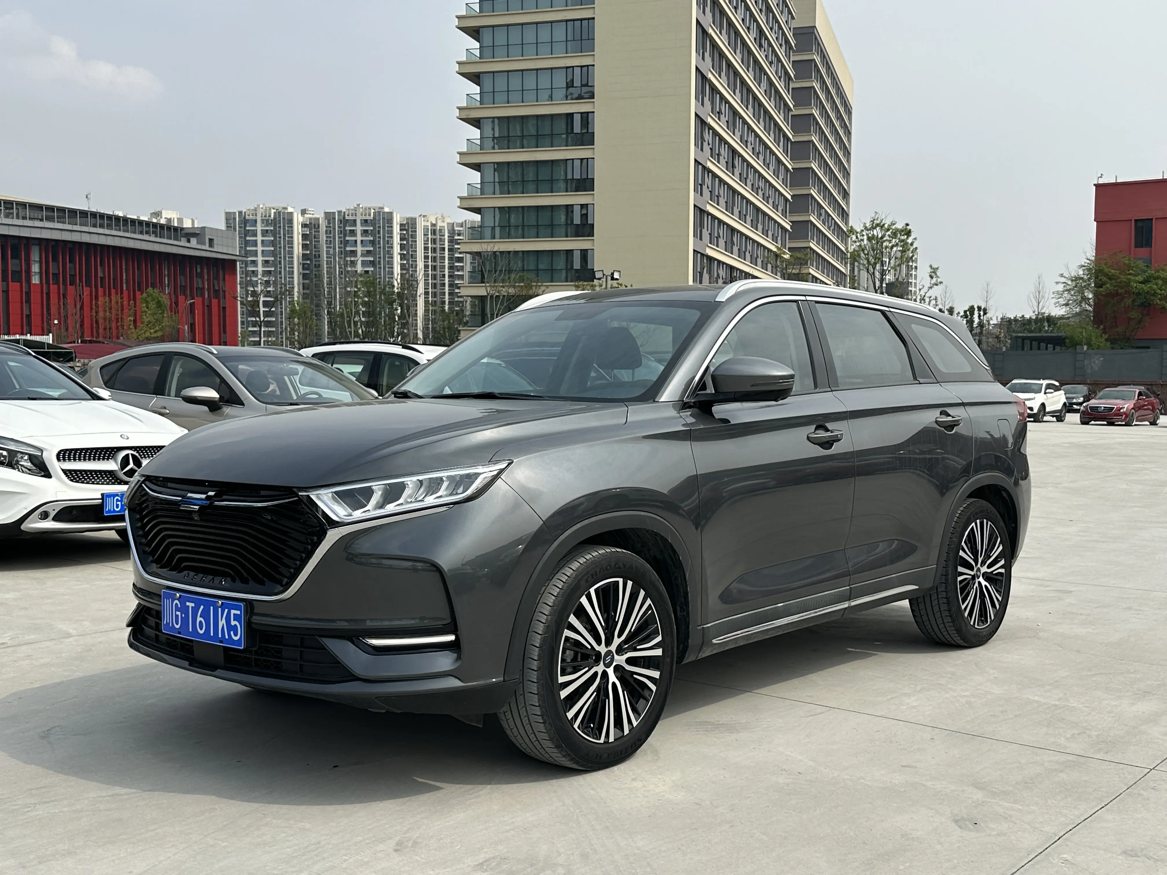 Oshan Changan Auchan X7