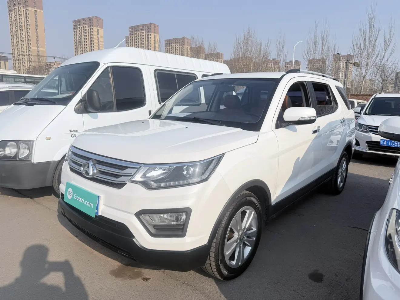 Oshan Changan Auchan CX70