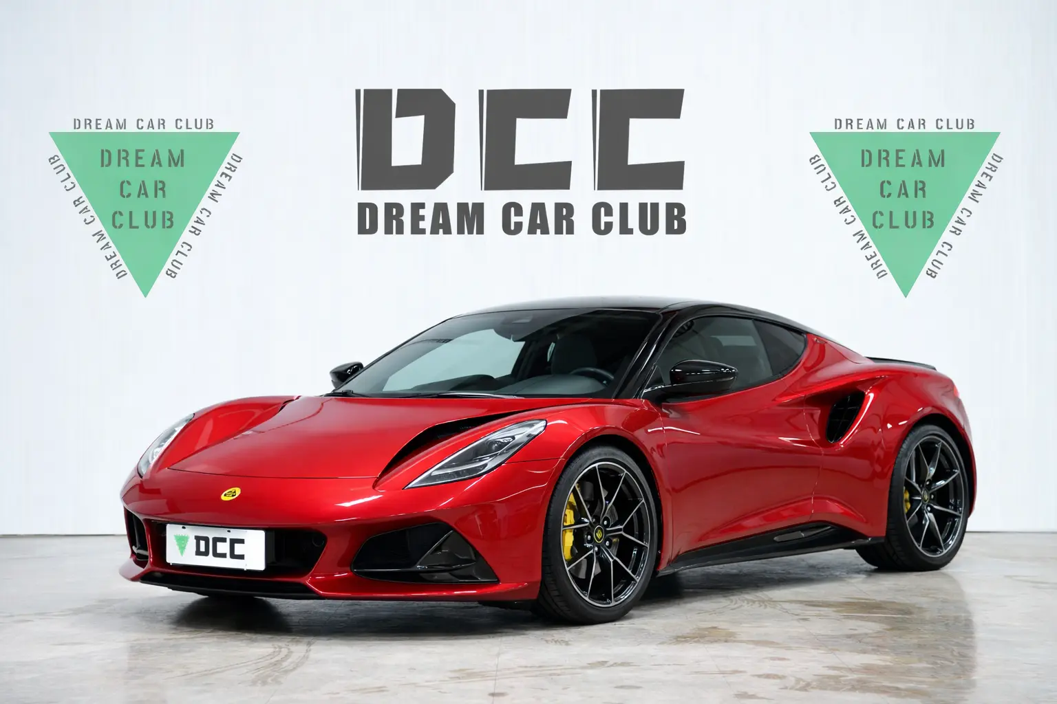 Lotus Emira  из Китая