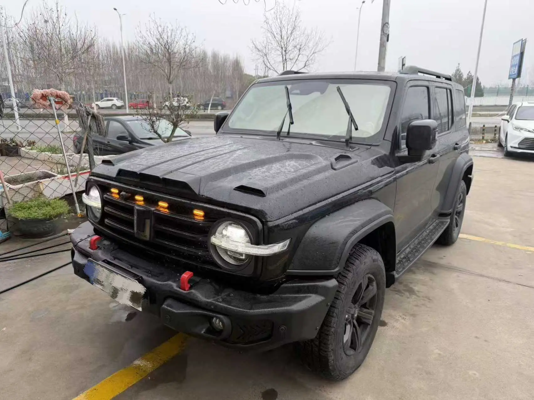 Tank 300