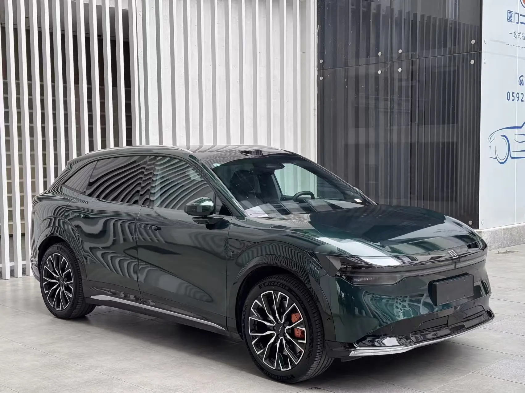 ZEEKR 7X  из Китая