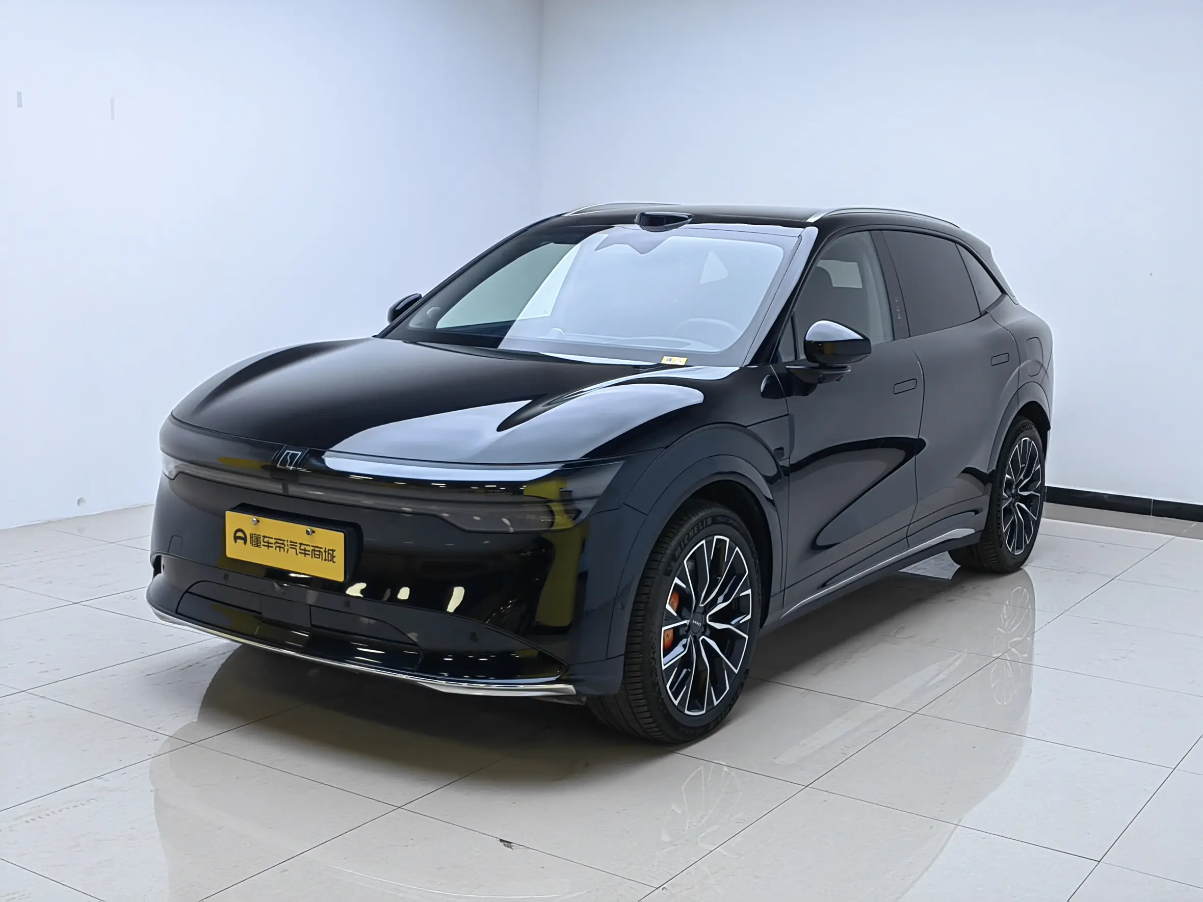 ZEEKR 7X  из Китая